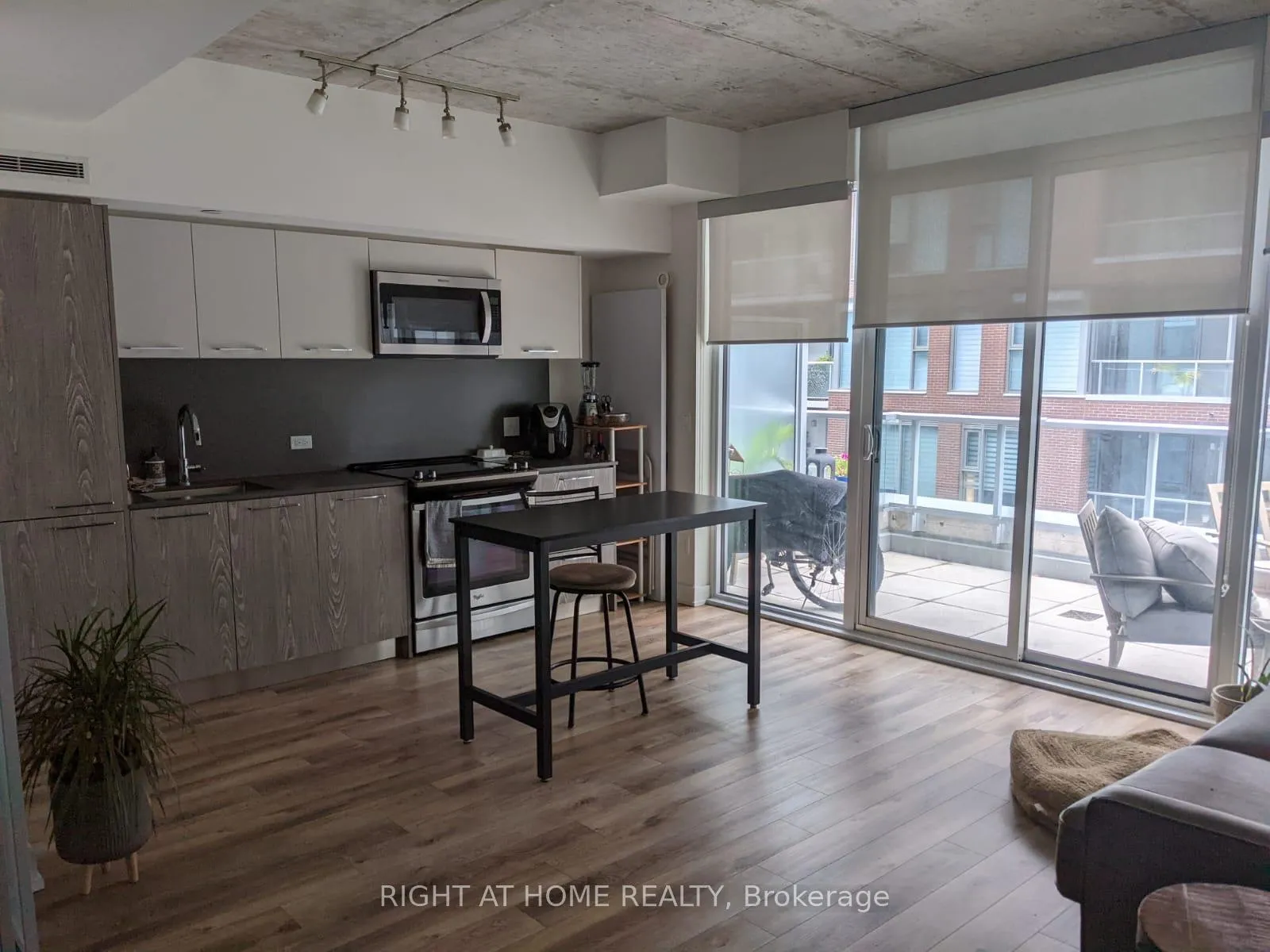 Photo 12 of Unit 411, 15 Baseball Place, Toronto, South Riverdale — HOMEH