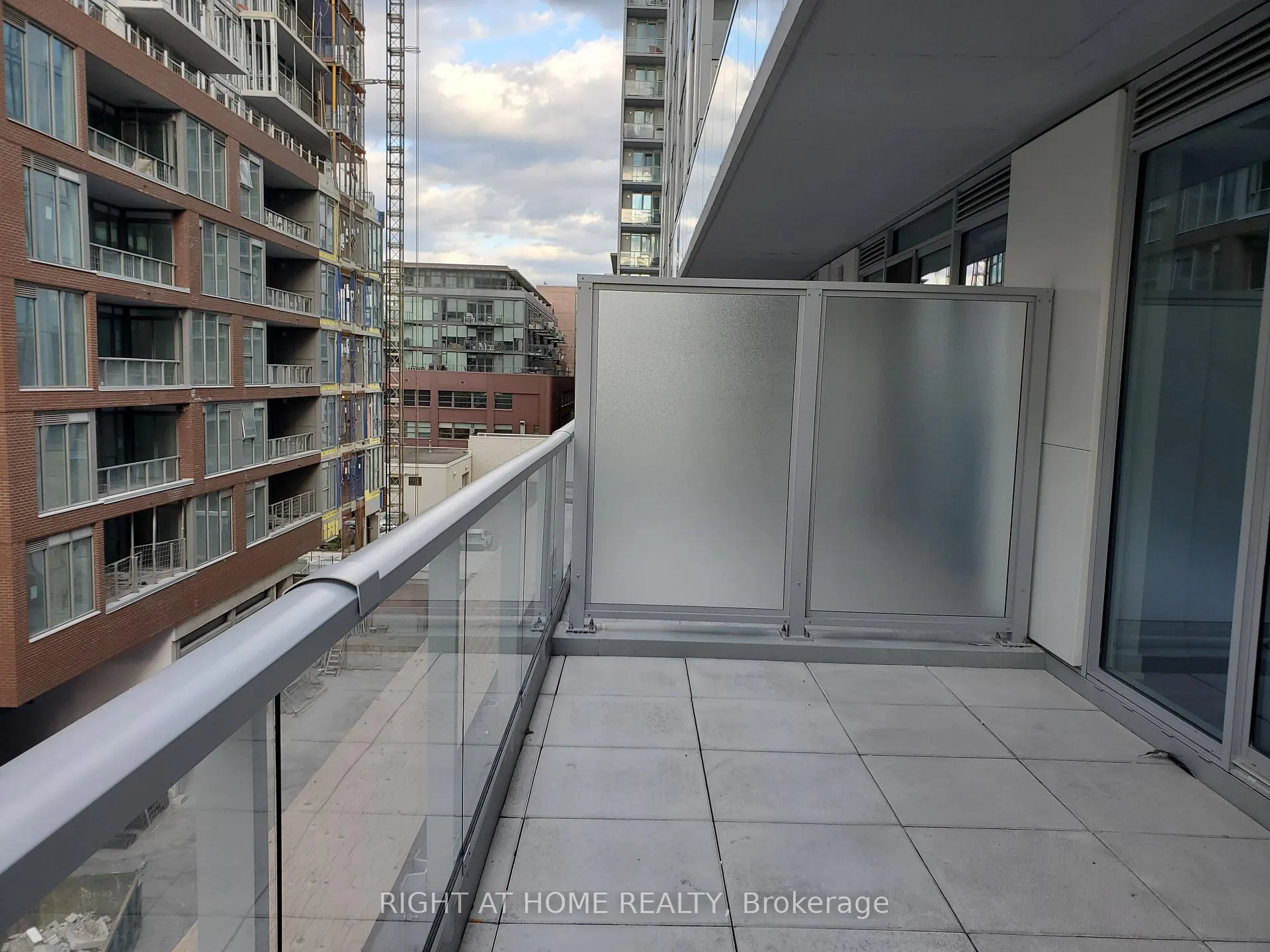 Photo 14 of Unit 411, 15 Baseball Place, Toronto, South Riverdale — HOMEH