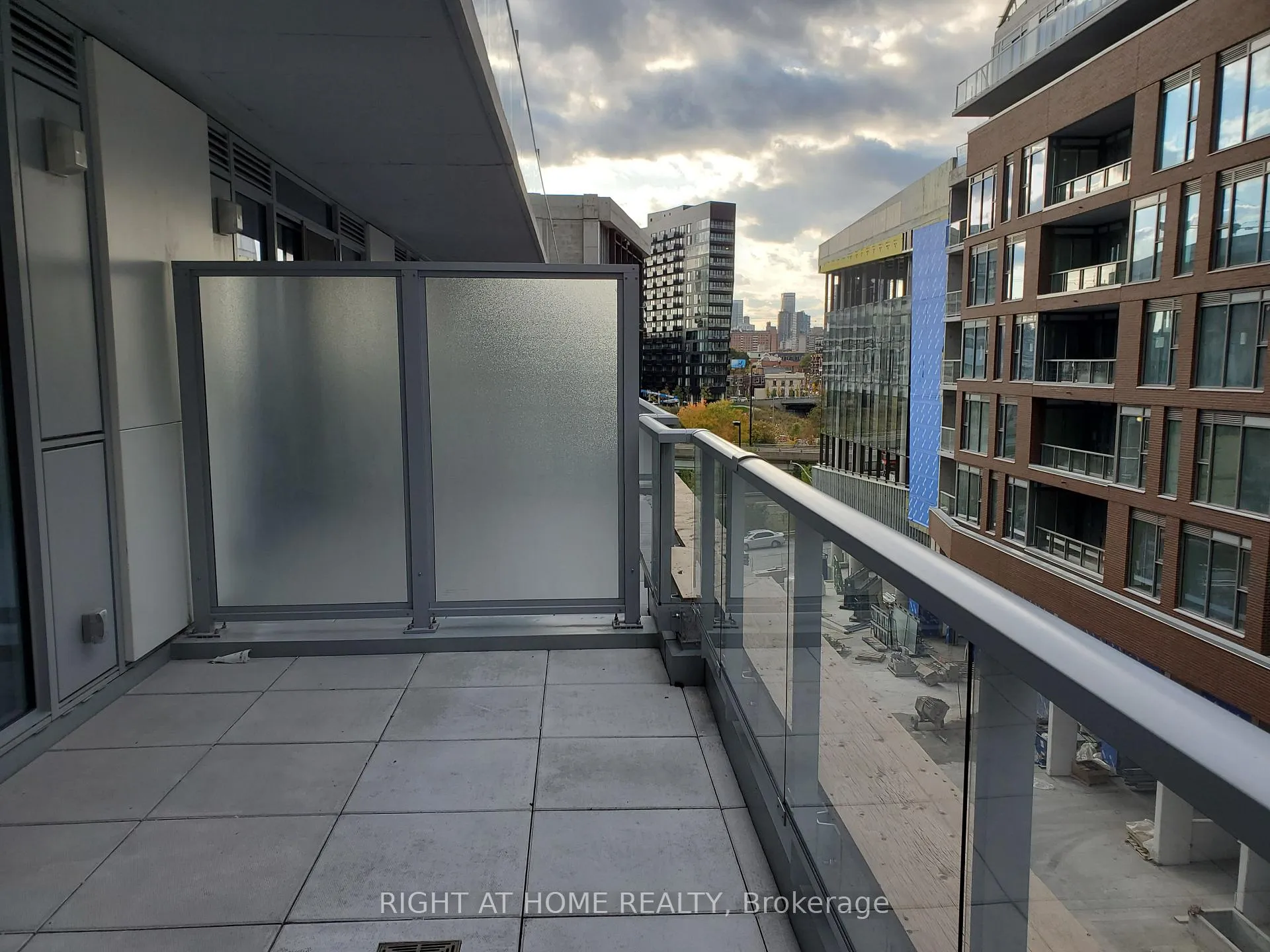 Photo 15 of Unit 411, 15 Baseball Place, Toronto, South Riverdale — HOMEH