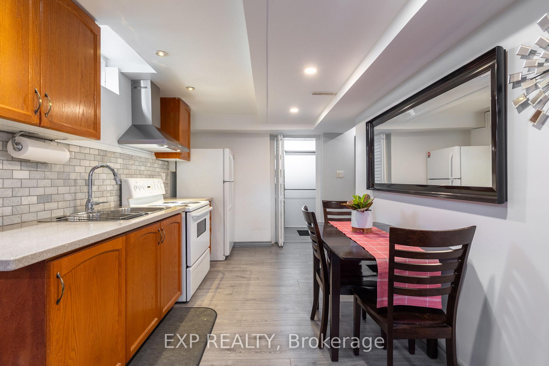Photo 6 of Unit Lower, 5 Rainbow Court, Georgina, Keswick South — HOMEH