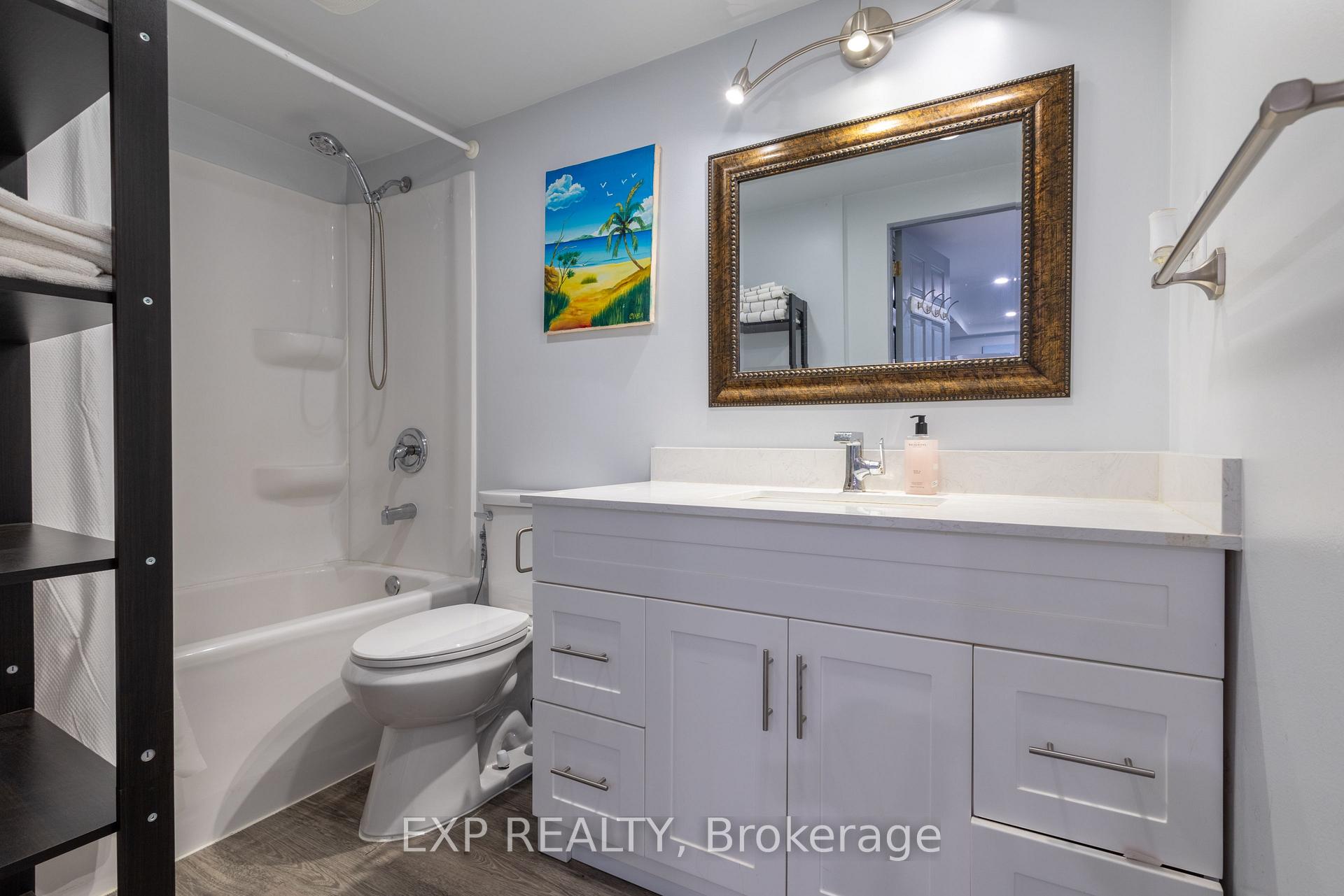 Photo 10 of Unit Lower, 5 Rainbow Court, Georgina, Keswick South — HOMEH