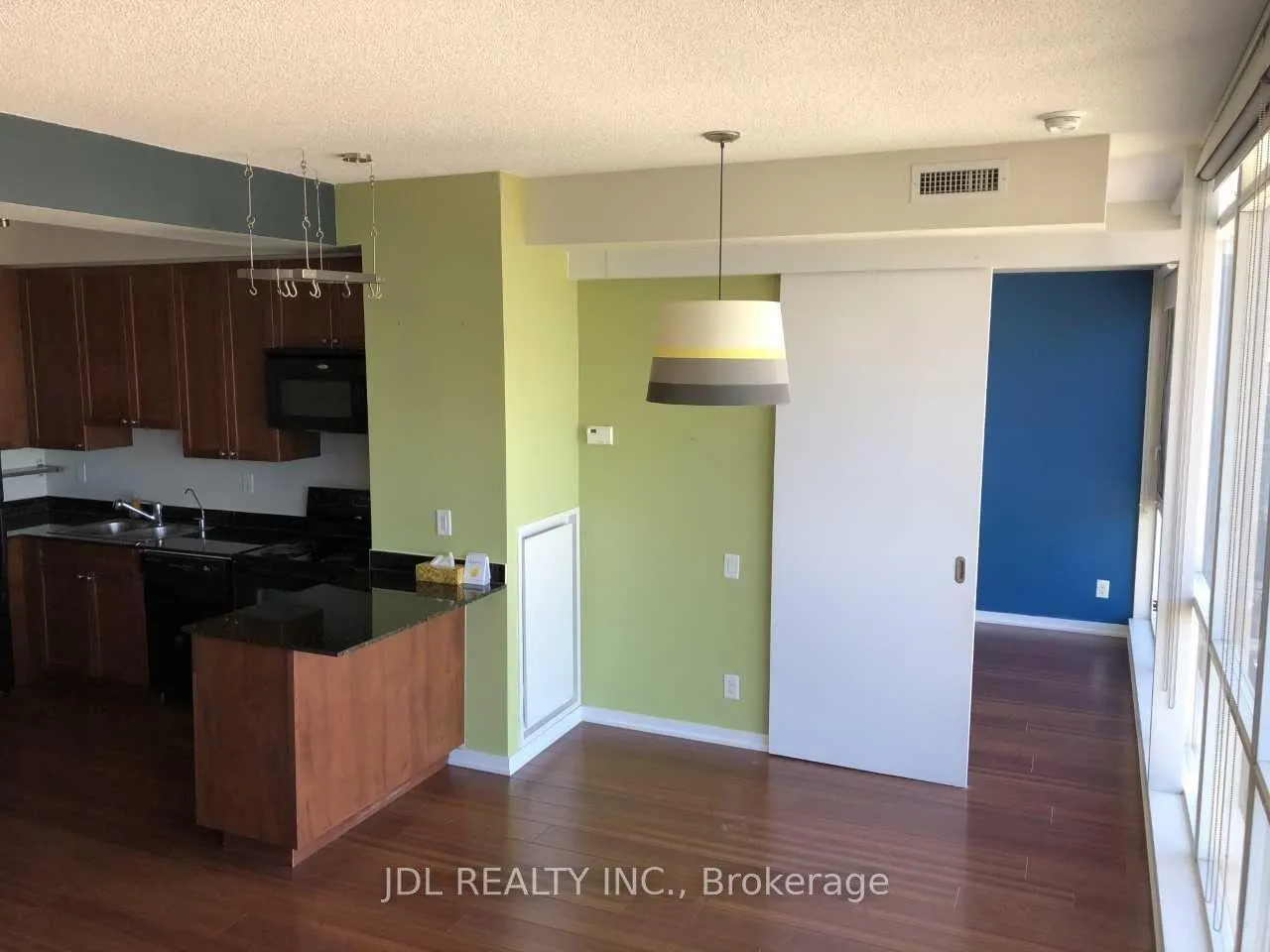 Photo 7 of Unit 1206, 30 Canterburry Plaza, Kitchener, Rosemount — HOMEH