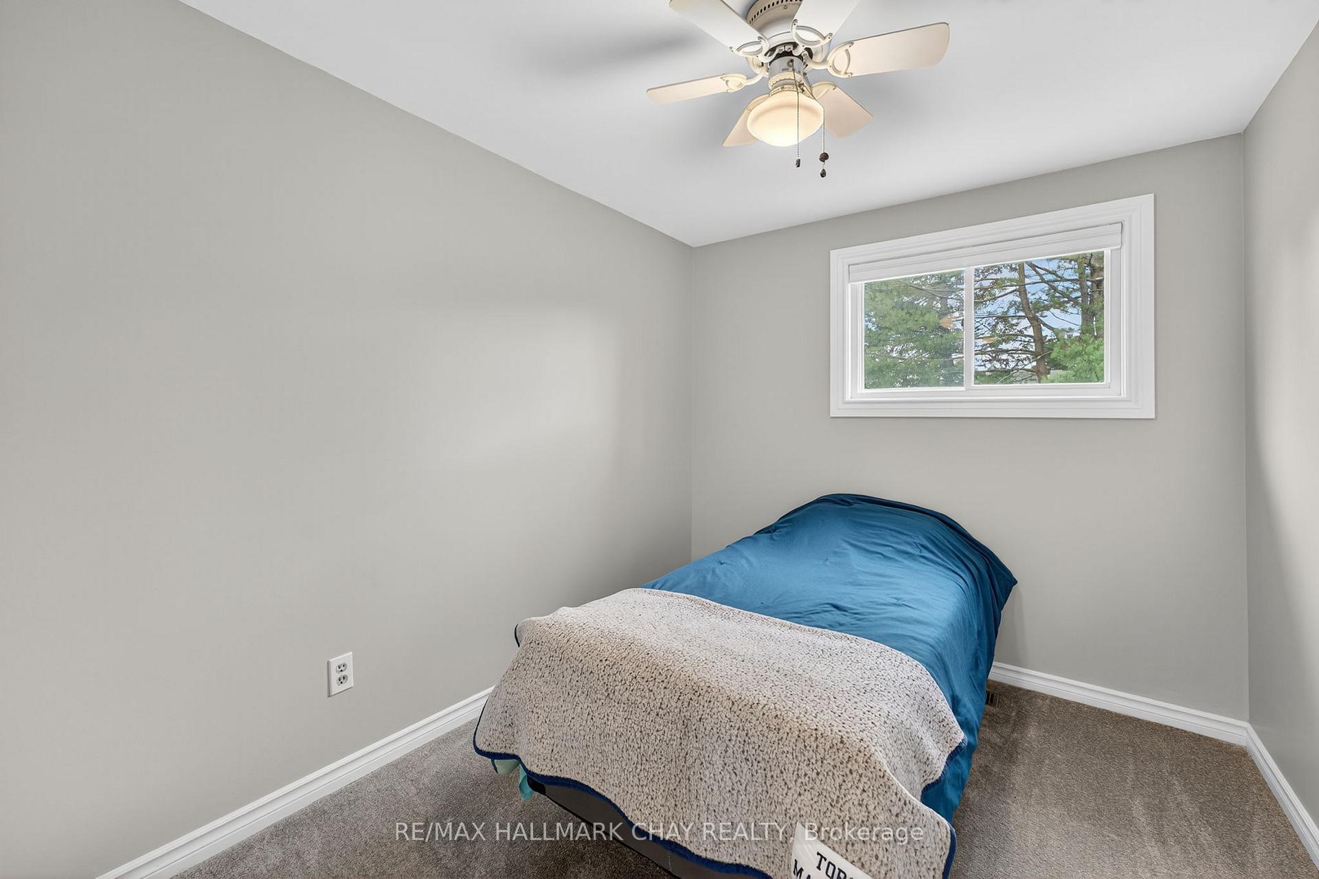 Photo 27 of 36 Mowat Crescent, Barrie, Letitia Heights — HOMEH