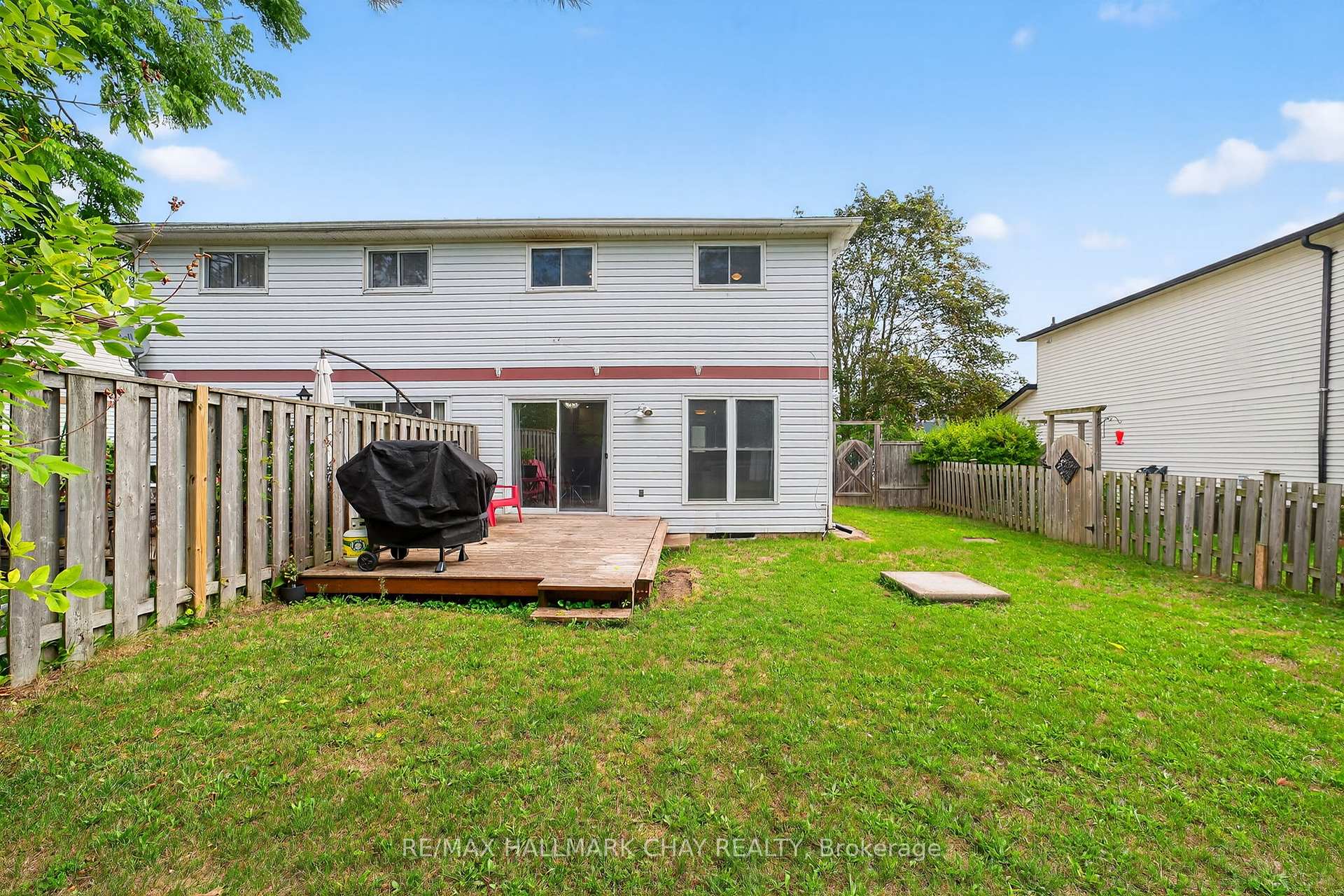 Photo 40 of 36 Mowat Crescent, Barrie, Letitia Heights — HOMEH