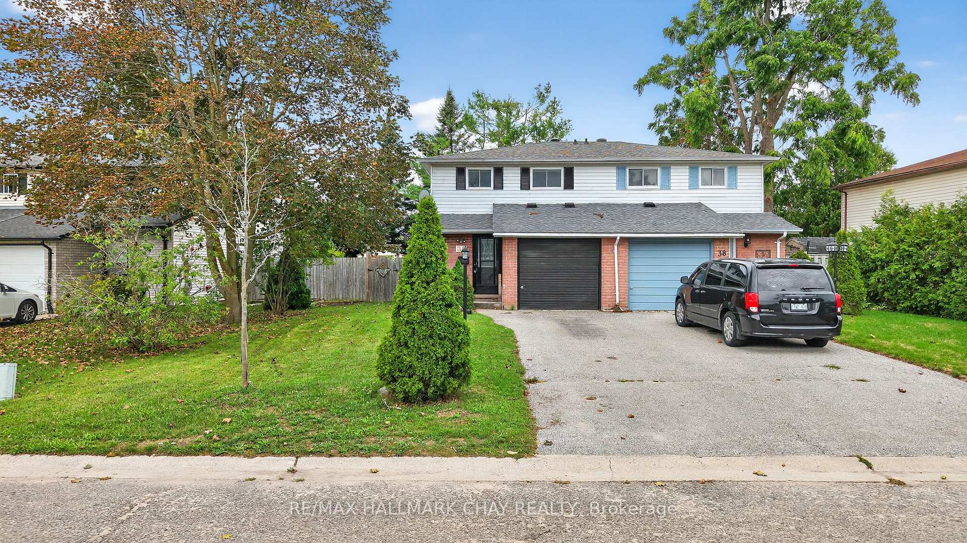 Photo 41 of 36 Mowat Crescent, Barrie, Letitia Heights — HOMEH