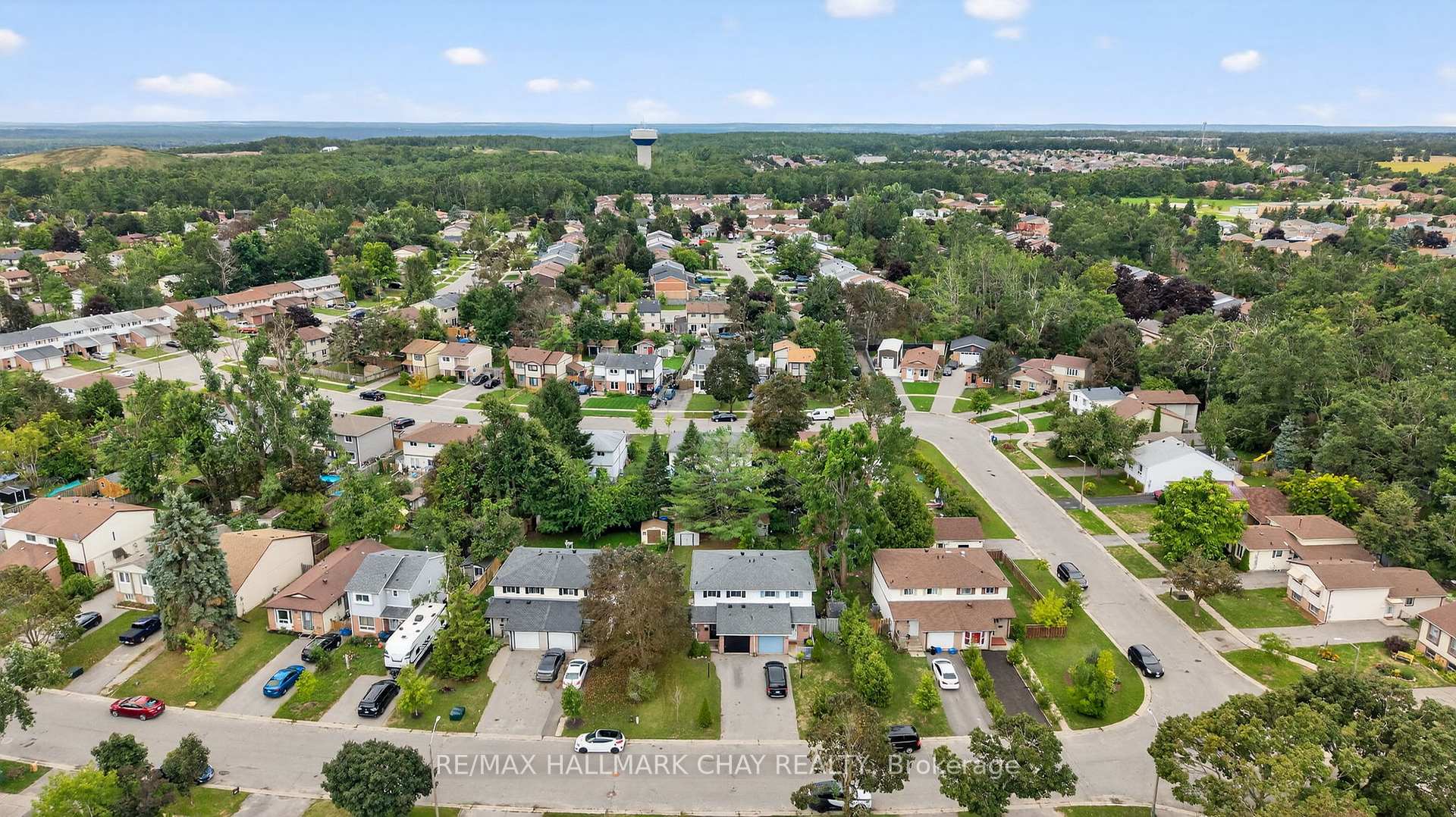 Photo 43 of 36 Mowat Crescent, Barrie, Letitia Heights — HOMEH