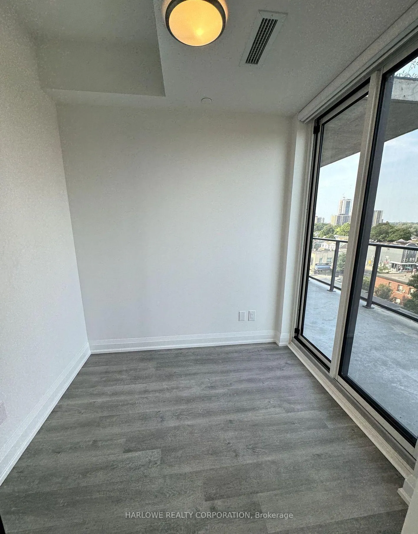 Photo 3 of Unit 613, 2369 Danforth Avenue, Toronto, East End-Danforth — HOMEH