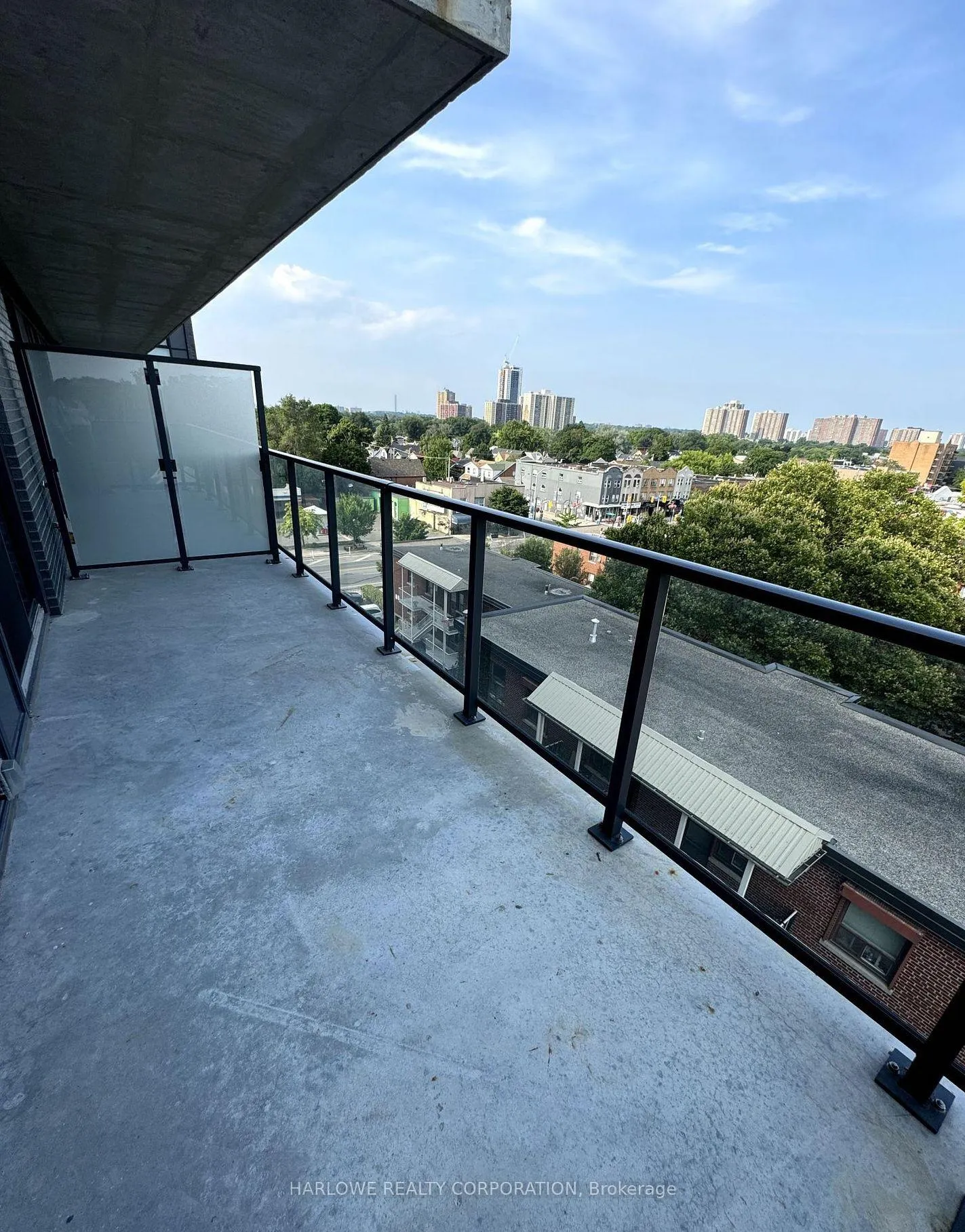 Photo 6 of Unit 613, 2369 Danforth Avenue, Toronto, East End-Danforth — HOMEH