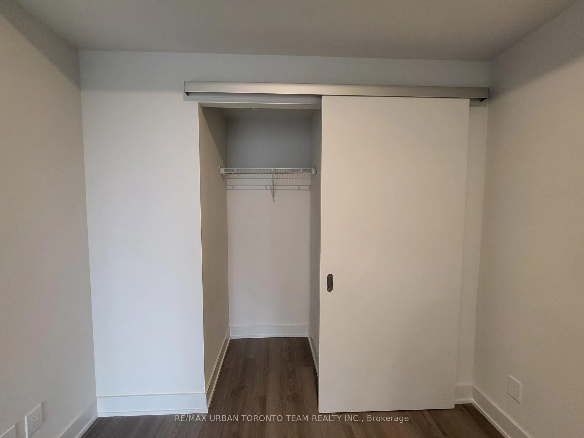Photo 7 of Unit 1907, 8 Cumberland Street, Toronto, The Annex — HOMEH