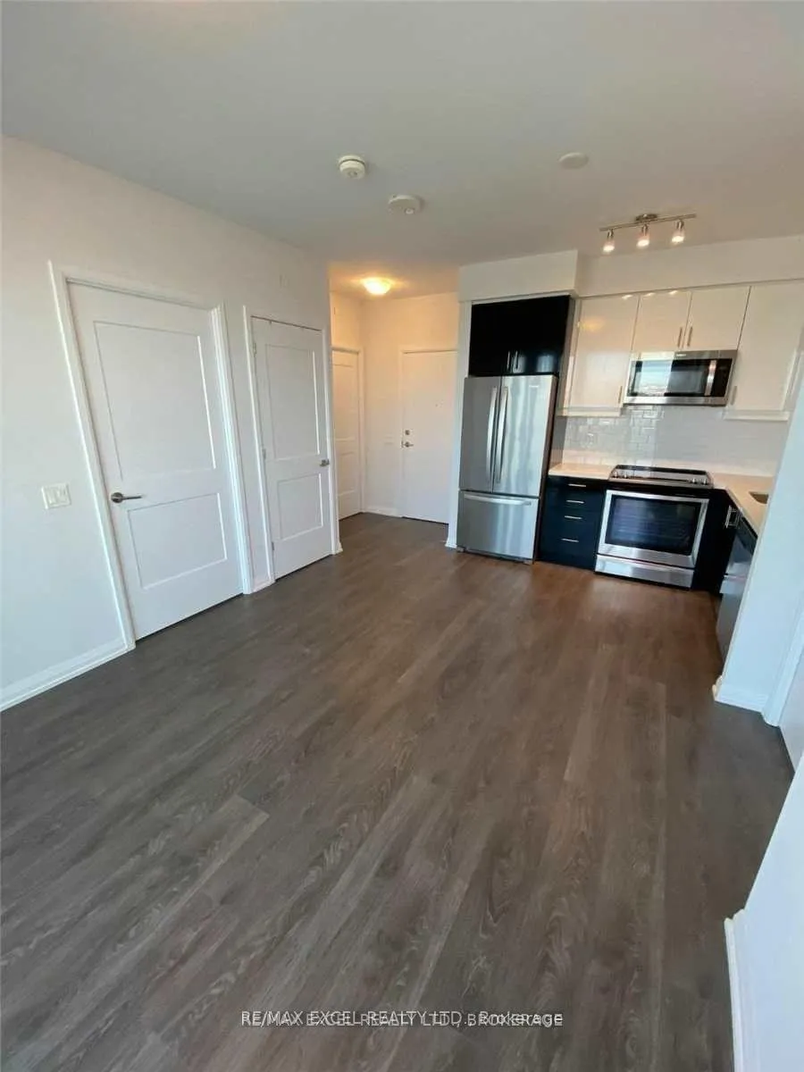 Photo 2 of Unit 814, 7895 Jane Street, Vaughan, Concord — HOMEH