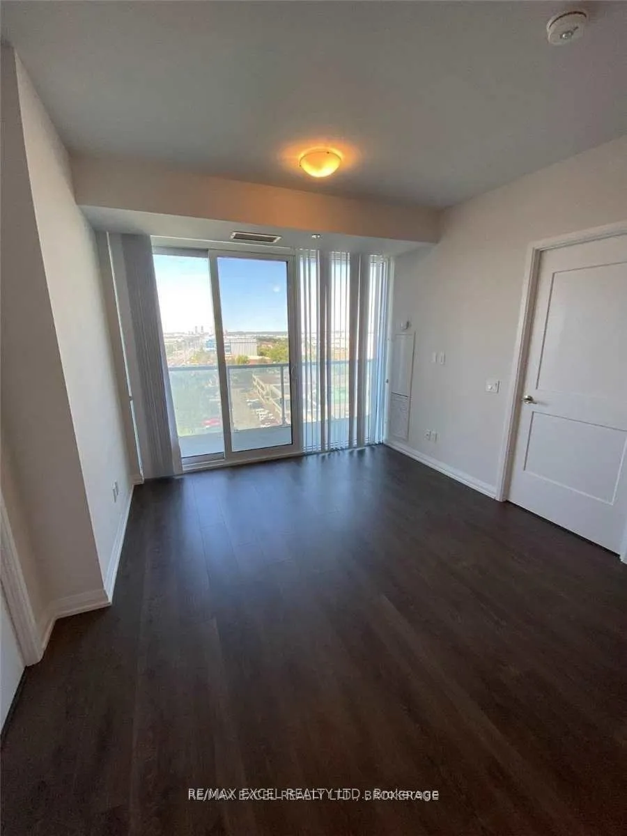 Photo 3 of Unit 814, 7895 Jane Street, Vaughan, Concord — HOMEH