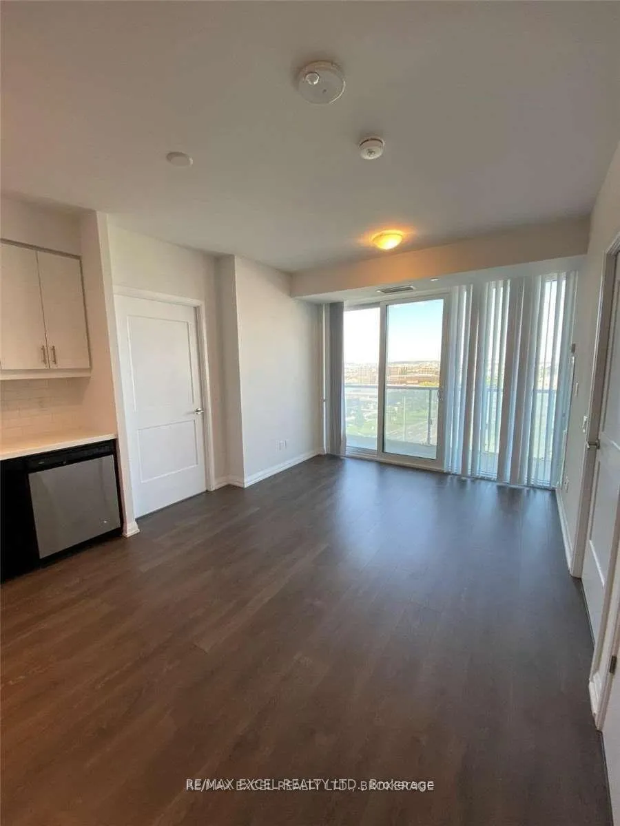 Photo 4 of Unit 814, 7895 Jane Street, Vaughan, Concord — HOMEH
