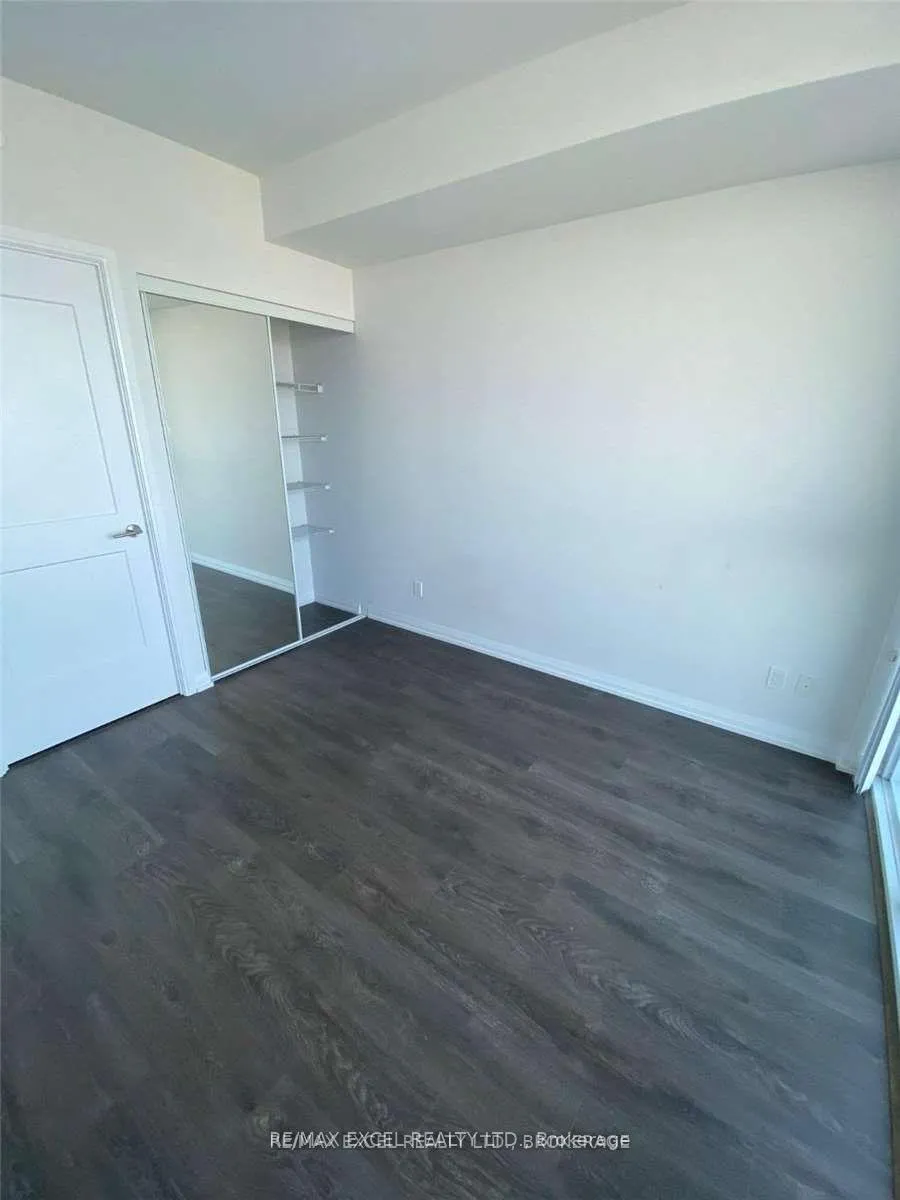 Photo 7 of Unit 814, 7895 Jane Street, Vaughan, Concord — HOMEH