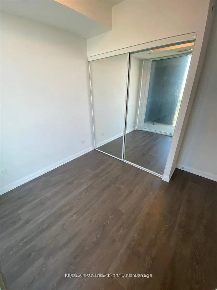 Photo 10 of Unit 814, 7895 Jane Street, Vaughan, Concord — HOMEH