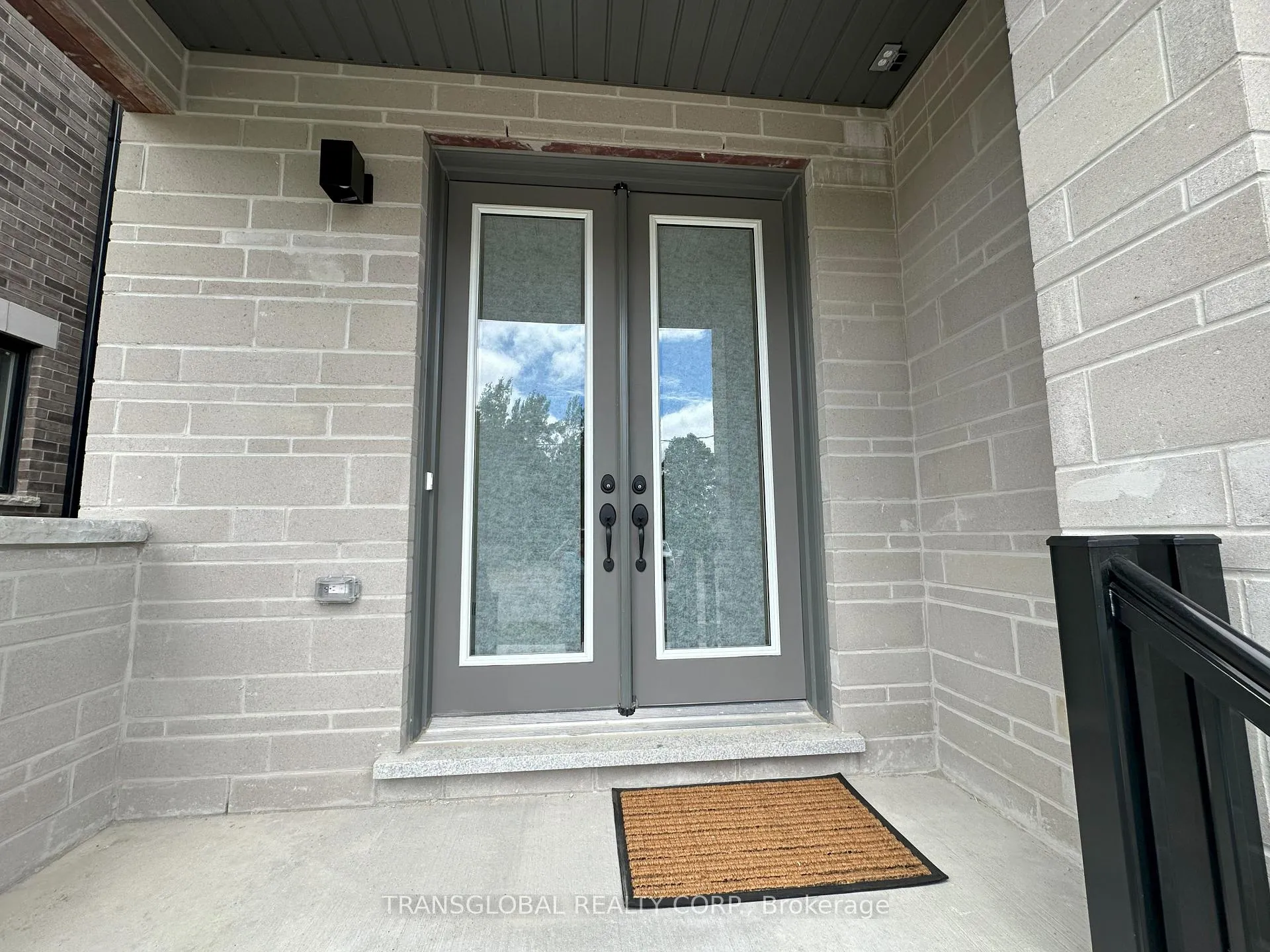 Photo 7 of 120 Thule Street, Vaughan, Vellore Village — HOMEH