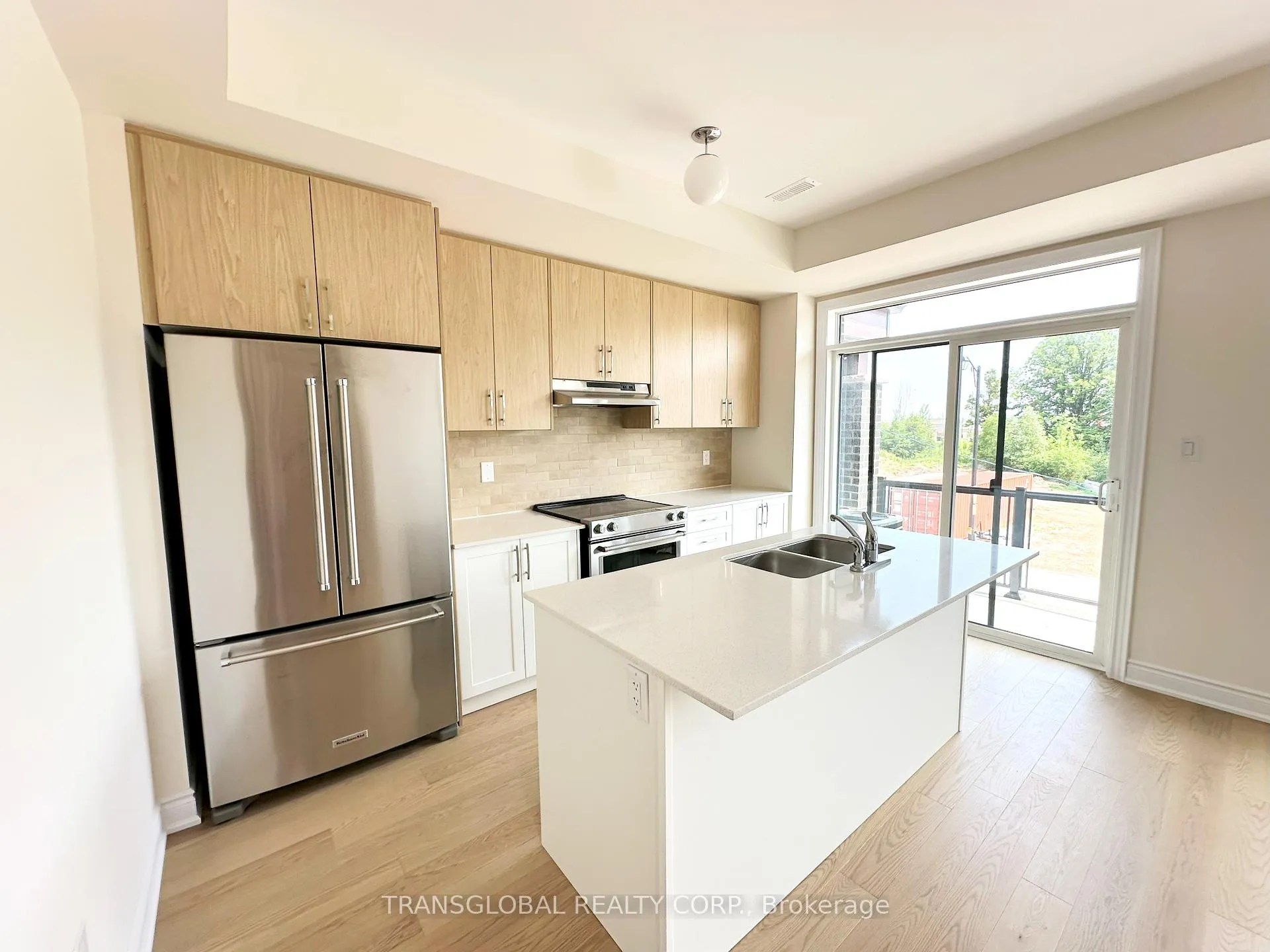 Photo 13 of 120 Thule Street, Vaughan, Vellore Village — HOMEH