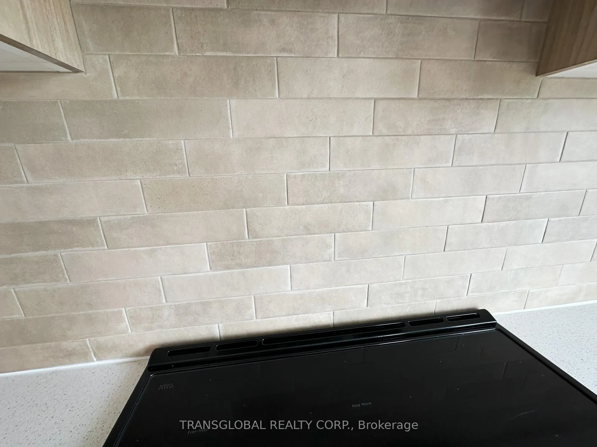 Photo 18 of 120 Thule Street, Vaughan, Vellore Village — HOMEH