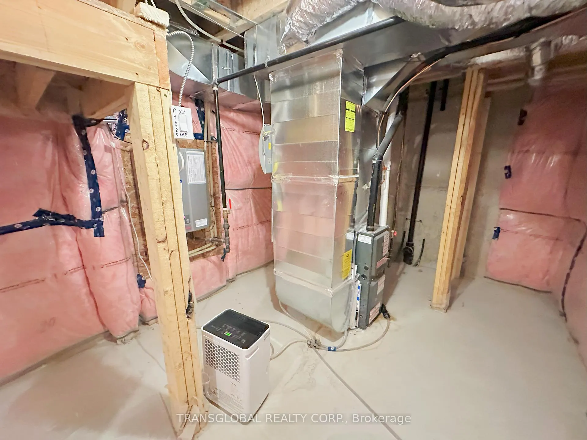 Photo 40 of 120 Thule Street, Vaughan, Vellore Village — HOMEH