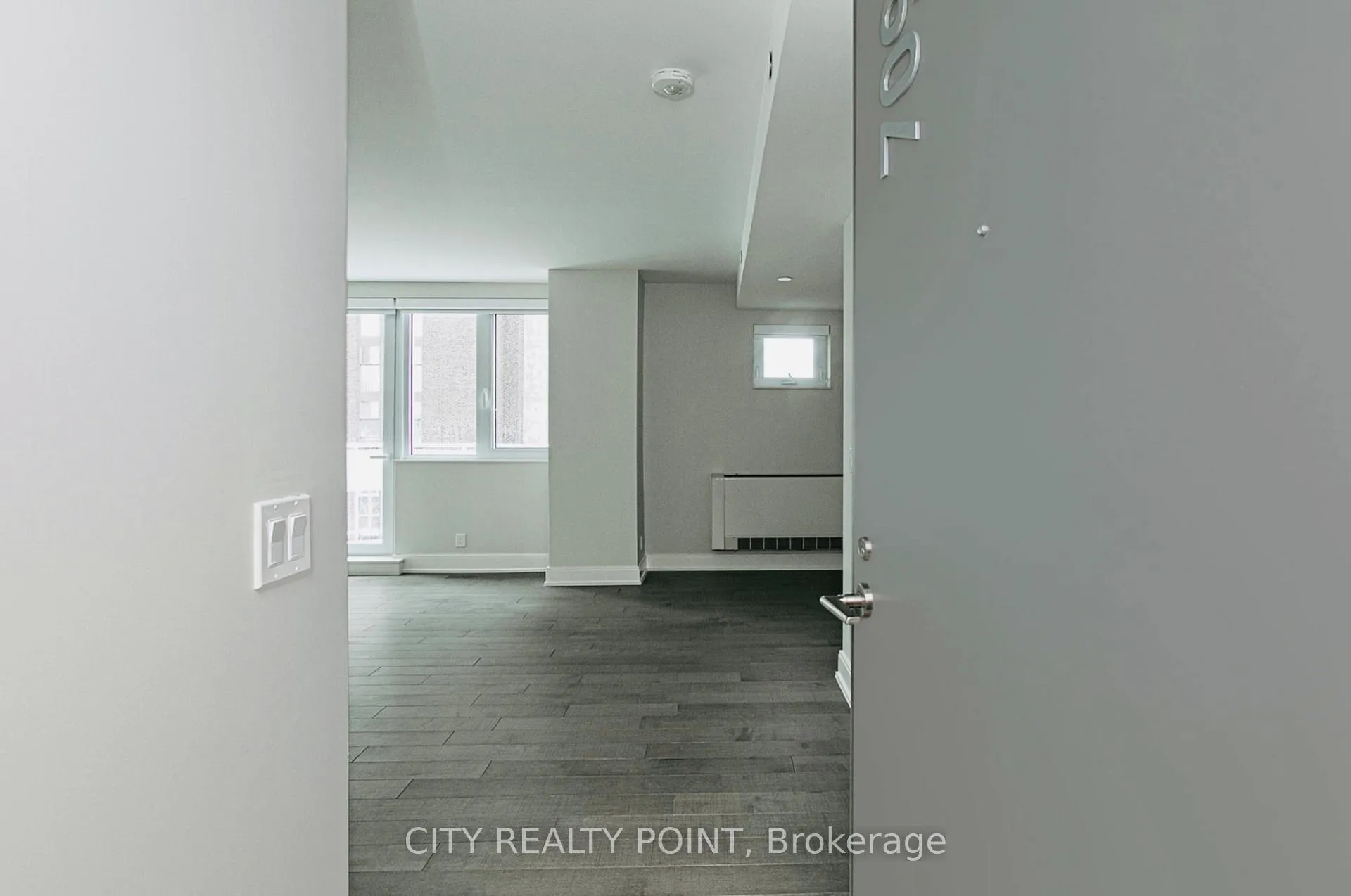Photo 16 of Unit 702, 11 Walmer Street, Toronto, The Annex — HOMEH
