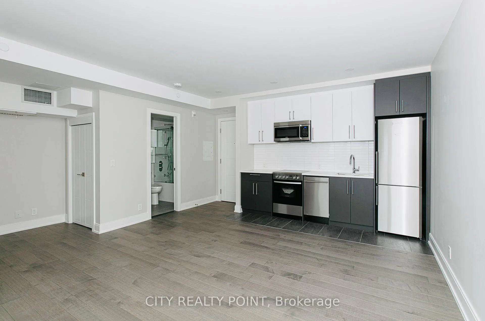 Photo 17 of Unit 702, 11 Walmer Street, Toronto, The Annex — HOMEH