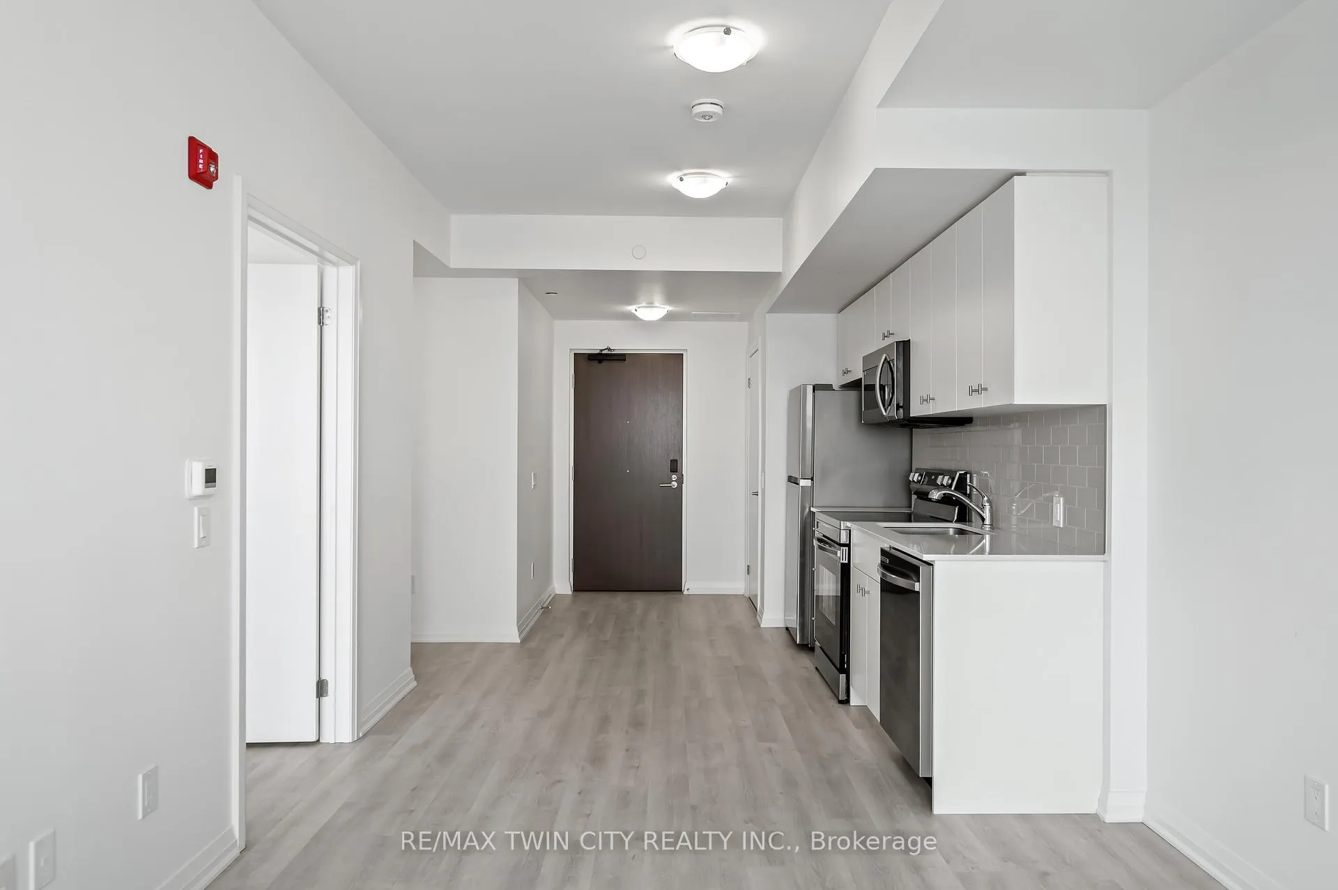 Photo 22 of Unit 213, 101 Golden Eagle Road, Waterloo — HOMEH