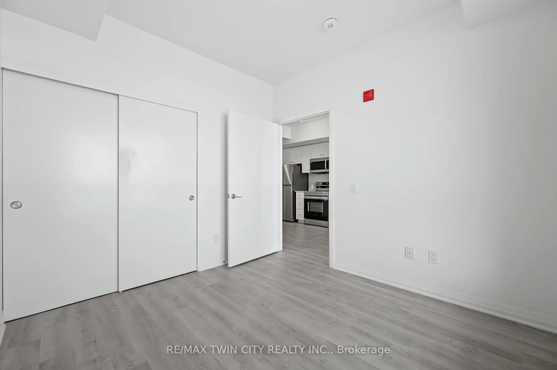 Photo 26 of Unit 213, 101 Golden Eagle Road, Waterloo — HOMEH