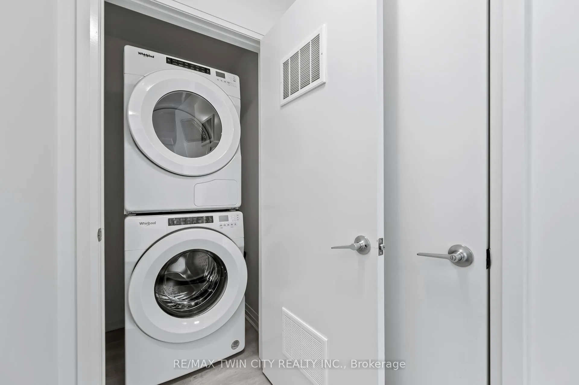 Photo 31 of Unit 213, 101 Golden Eagle Road, Waterloo — HOMEH