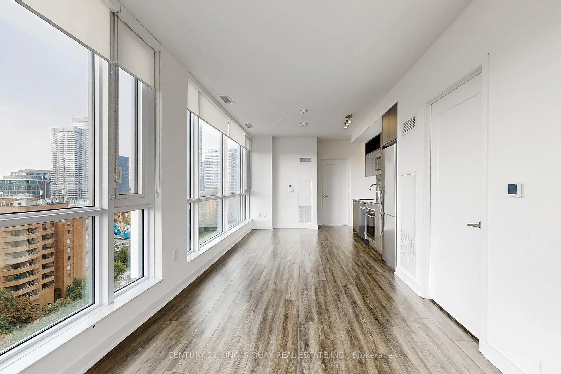 Photo 6 of Unit 1022, 60 Princess Street, Toronto, Waterfront Communities — HOMEH