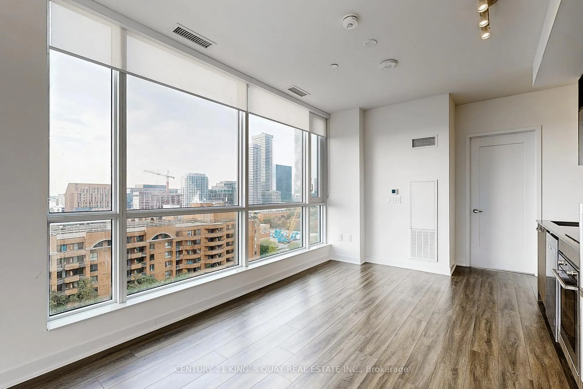 Photo 9 of Unit 1022, 60 Princess Street, Toronto, Waterfront Communities — HOMEH