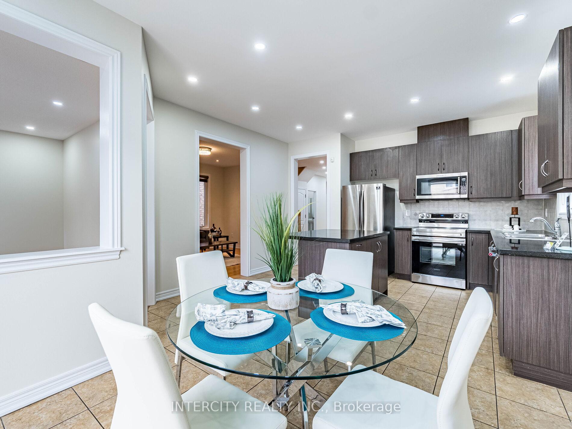 Photo 17 of 27 Exton Road, Brampton, Credit Valley — HOMEH