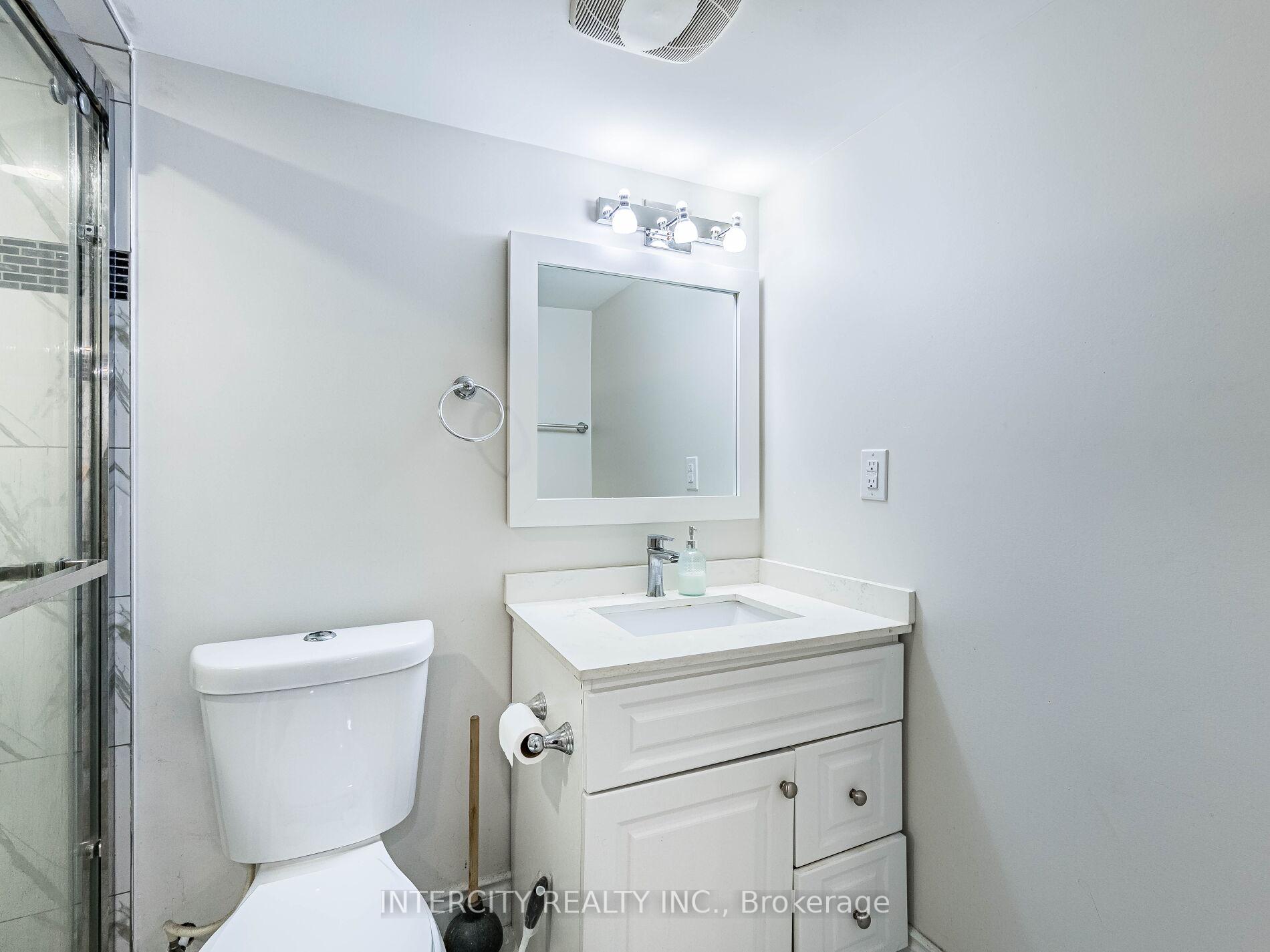 Photo 45 of 27 Exton Road, Brampton, Credit Valley — HOMEH