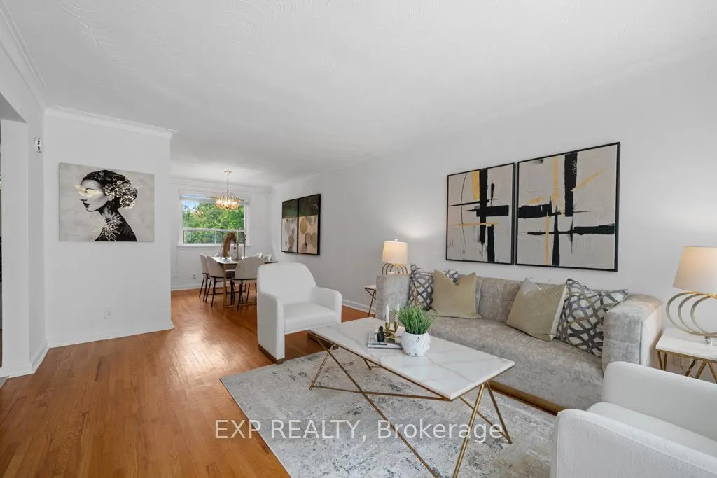 Photo 4 of Unit Main Fl, 14 Webster Drive, Aurora, Aurora Highlands — HOMEH