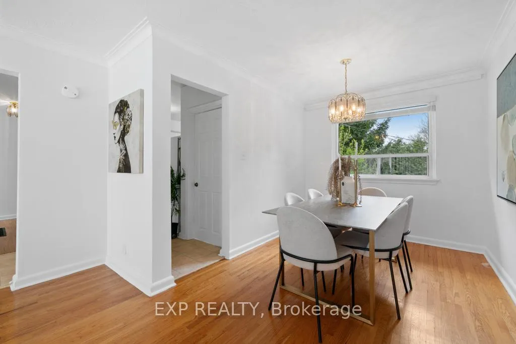 Photo 8 of Unit Main Fl, 14 Webster Drive, Aurora, Aurora Highlands — HOMEH