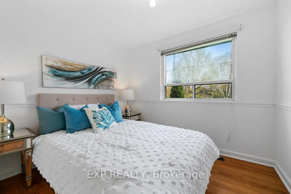 Photo 20 of Unit Main Fl, 14 Webster Drive, Aurora, Aurora Highlands — HOMEH