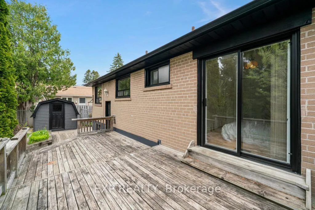 Photo 24 of Unit Main Fl, 14 Webster Drive, Aurora, Aurora Highlands — HOMEH