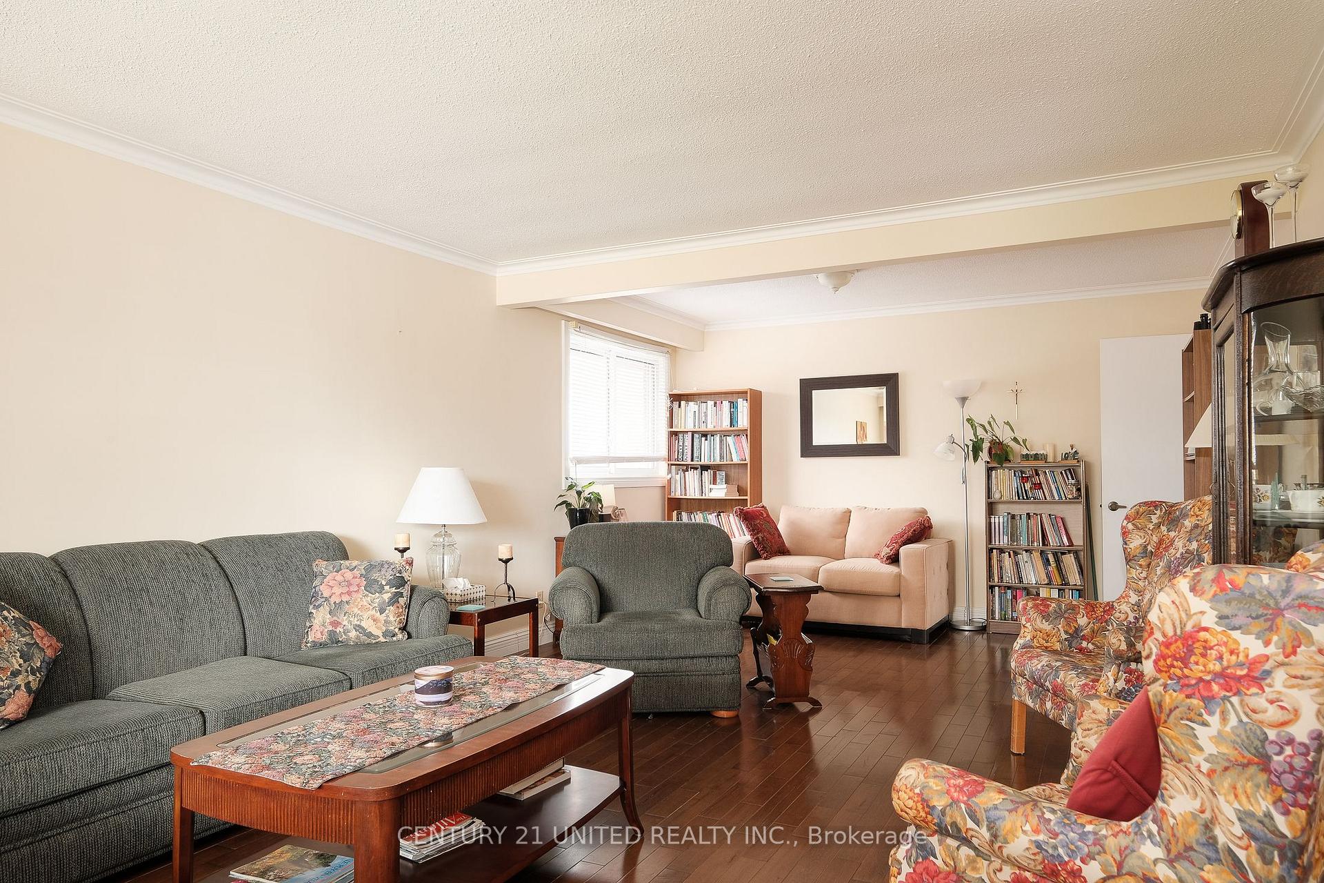 Photo 6 of 360 Margaret Street, Cobourg — HOMEH