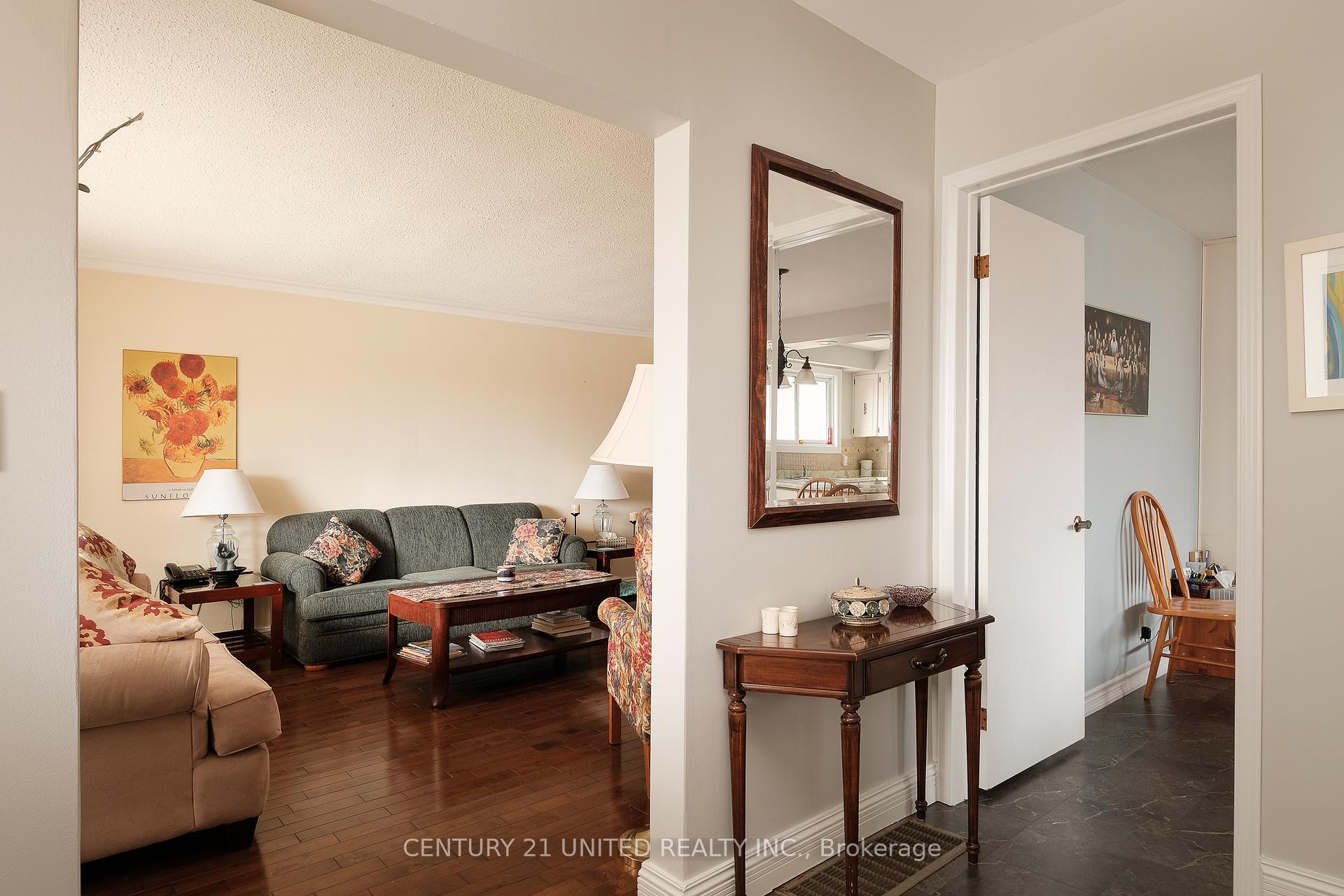 Photo 7 of 360 Margaret Street, Cobourg — HOMEH