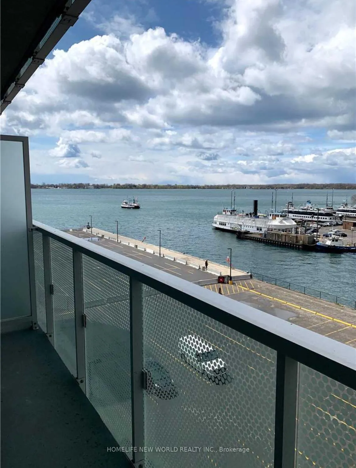 Photo 3 of Unit 516, 15 Queens Quay E, Toronto, Waterfront Communities — HOMEH
