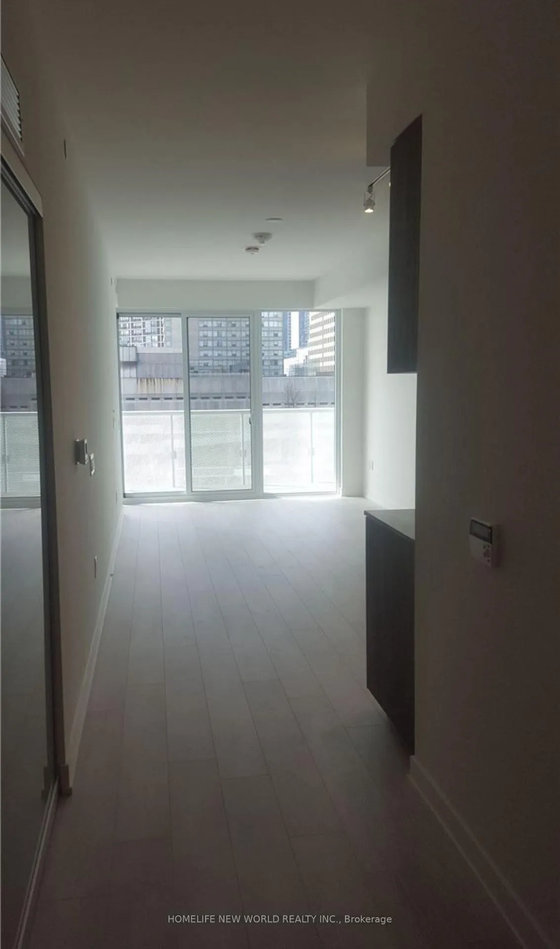 Photo 6 of Unit 516, 15 Queens Quay E, Toronto, Waterfront Communities — HOMEH