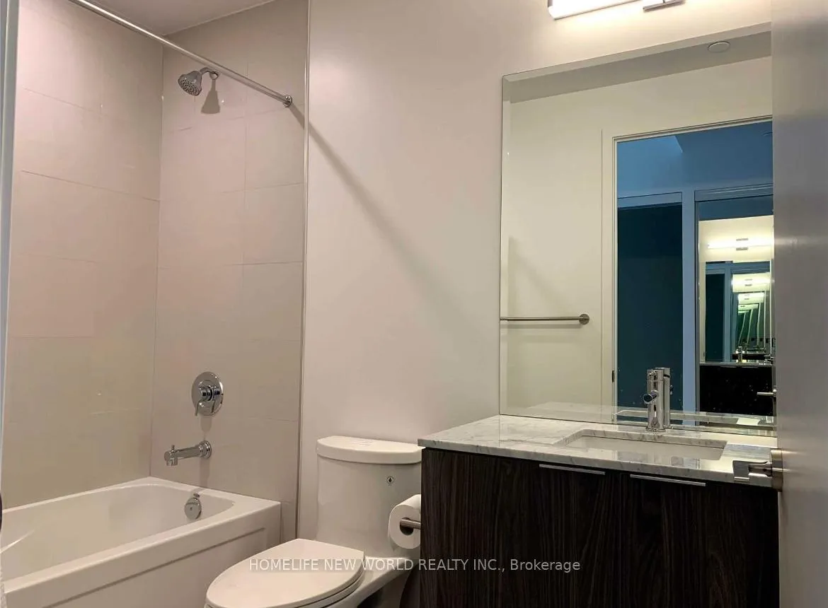 Photo 7 of Unit 516, 15 Queens Quay E, Toronto, Waterfront Communities — HOMEH