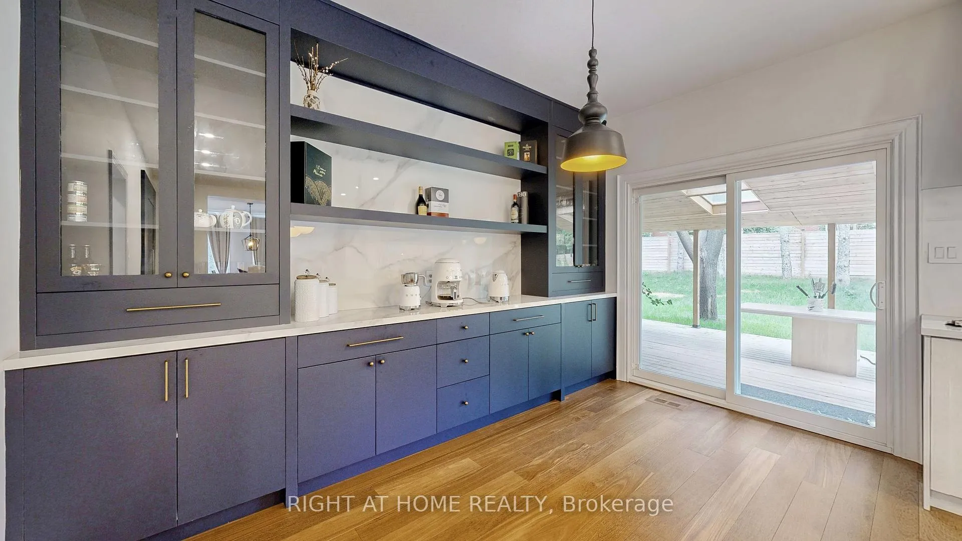 Photo 14 of 1 Brendan Court, Markham, Bayview Glen — HOMEH