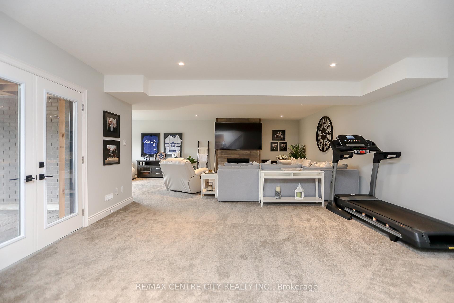 Photo 35 of 116 Robin Ridge Drive, Central Elgin, Belmont — HOMEH