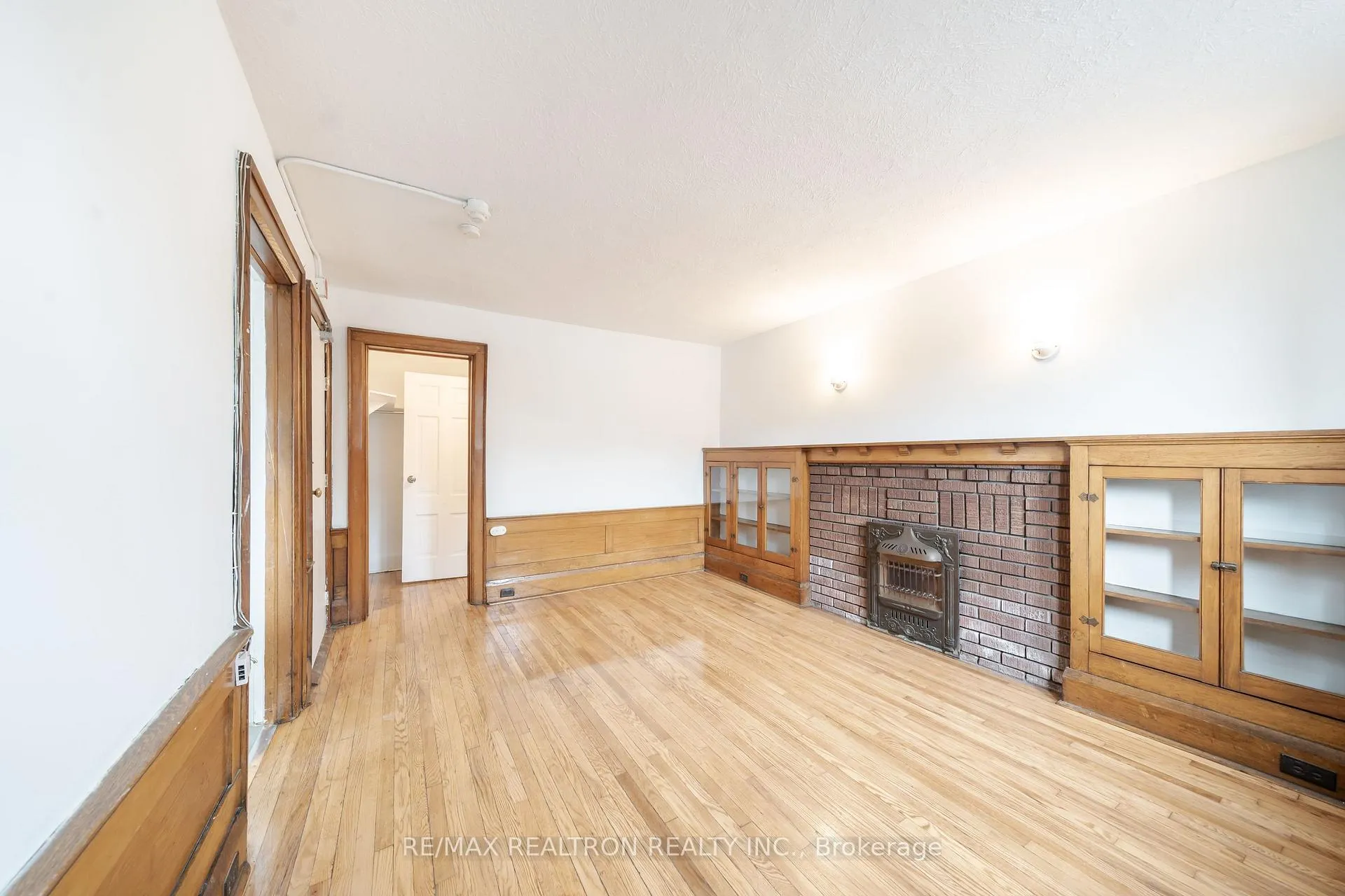 Photo 9 of Unit 65, 10 Kingston Road, Toronto, Woodbine Corridor — HOMEH