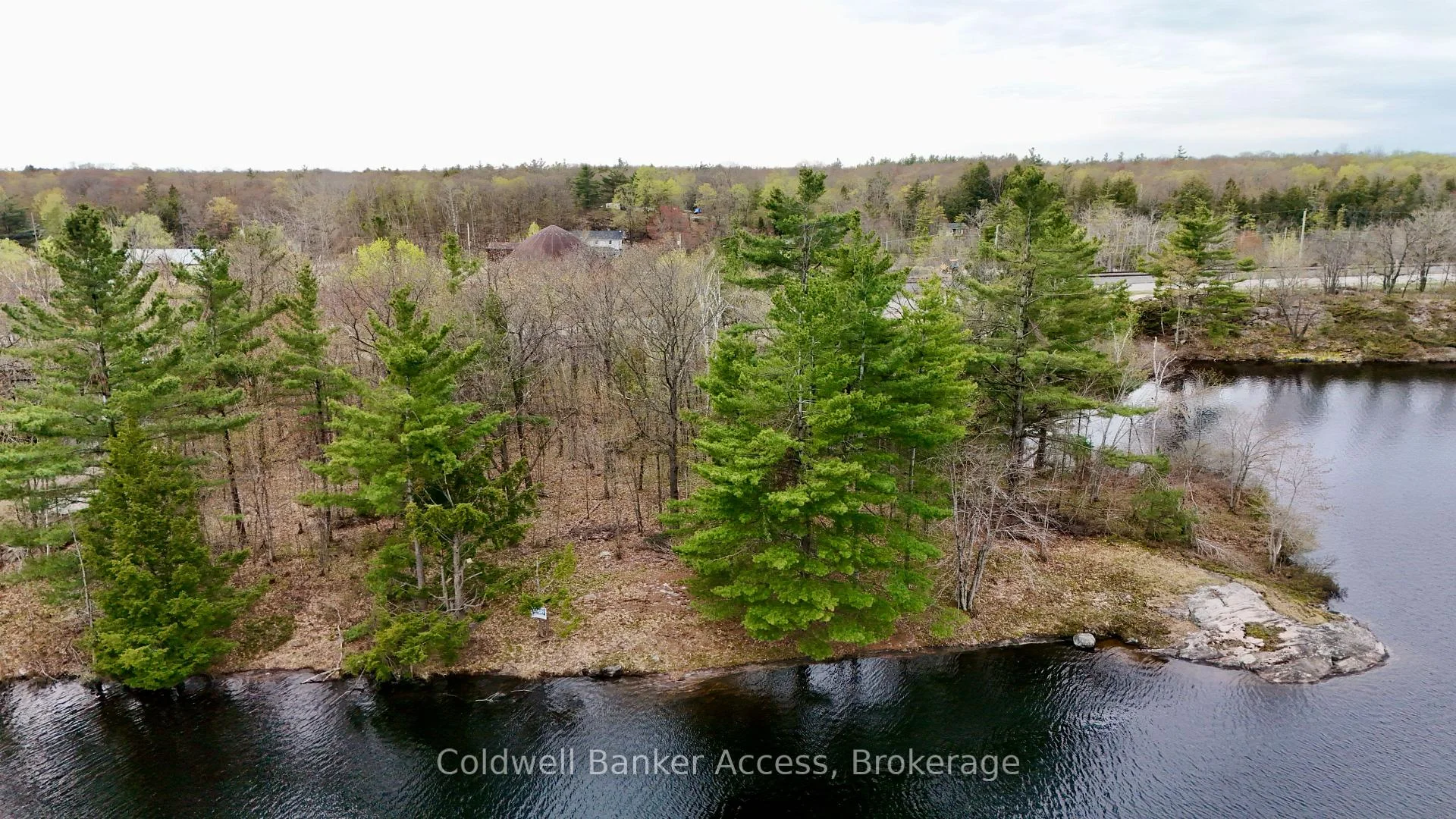 Photo 3 of 38 Hawkins Point Road, Georgian Bay, Freeman — HOMEH