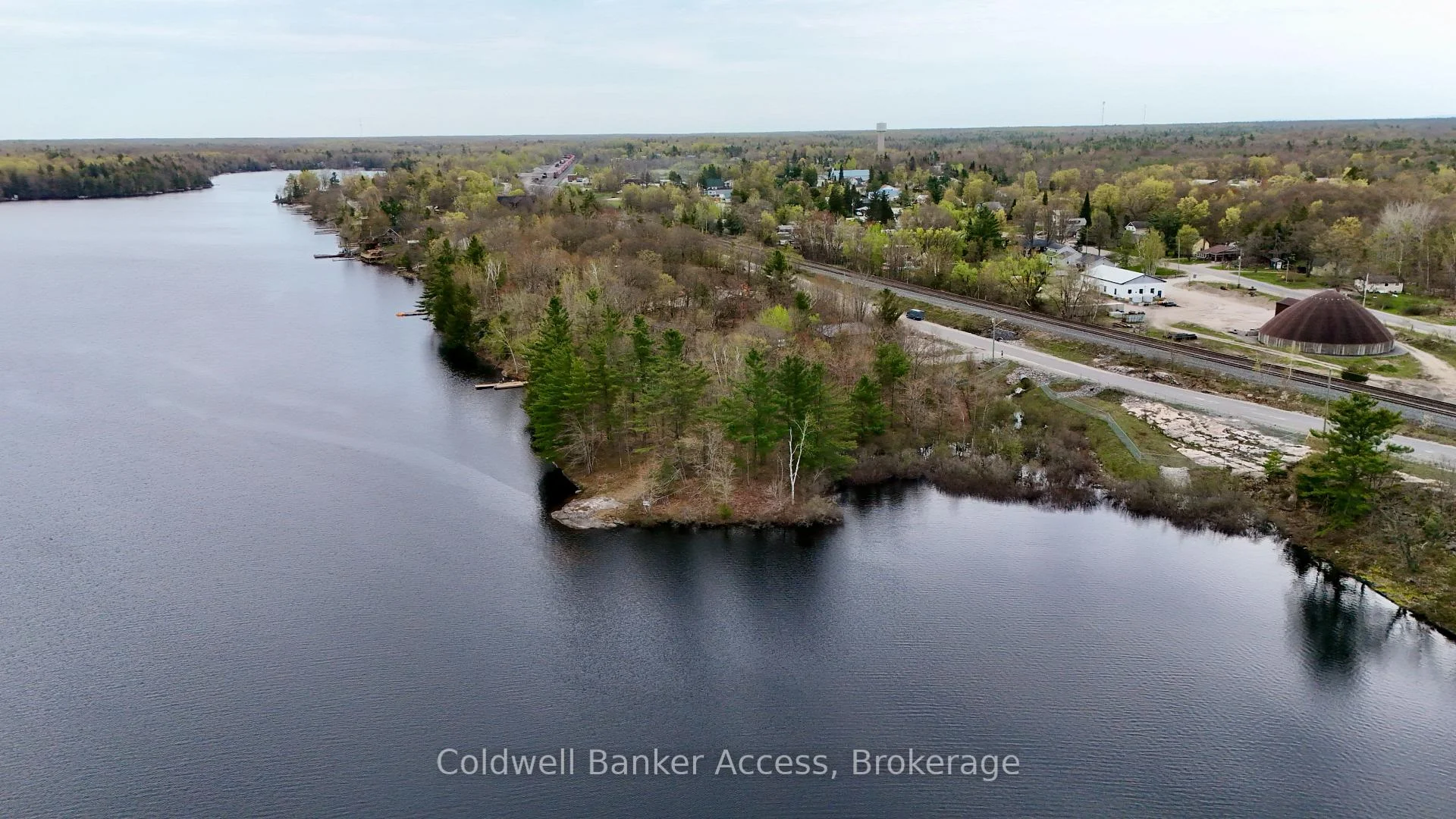 Photo 22 of 38 Hawkins Point Road, Georgian Bay, Freeman — HOMEH