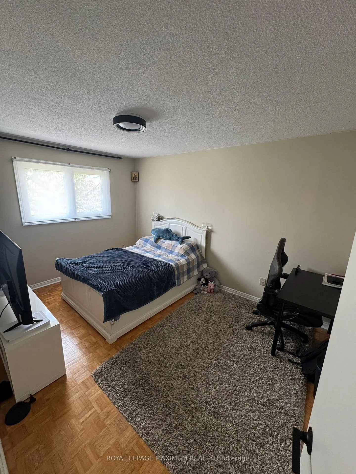 Photo 8 of 198 Clover Leaf Street, Vaughan, East Woodbridge — HOMEH