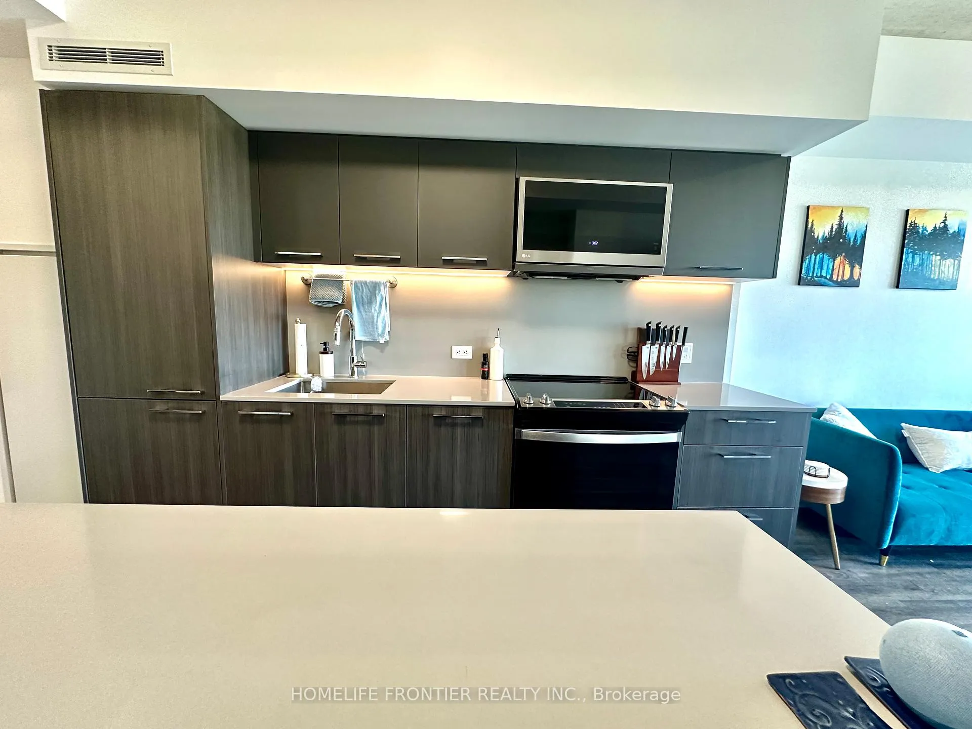 Photo 7 of Unit 420, 665 Queen Street E, Toronto, South Riverdale — HOMEH