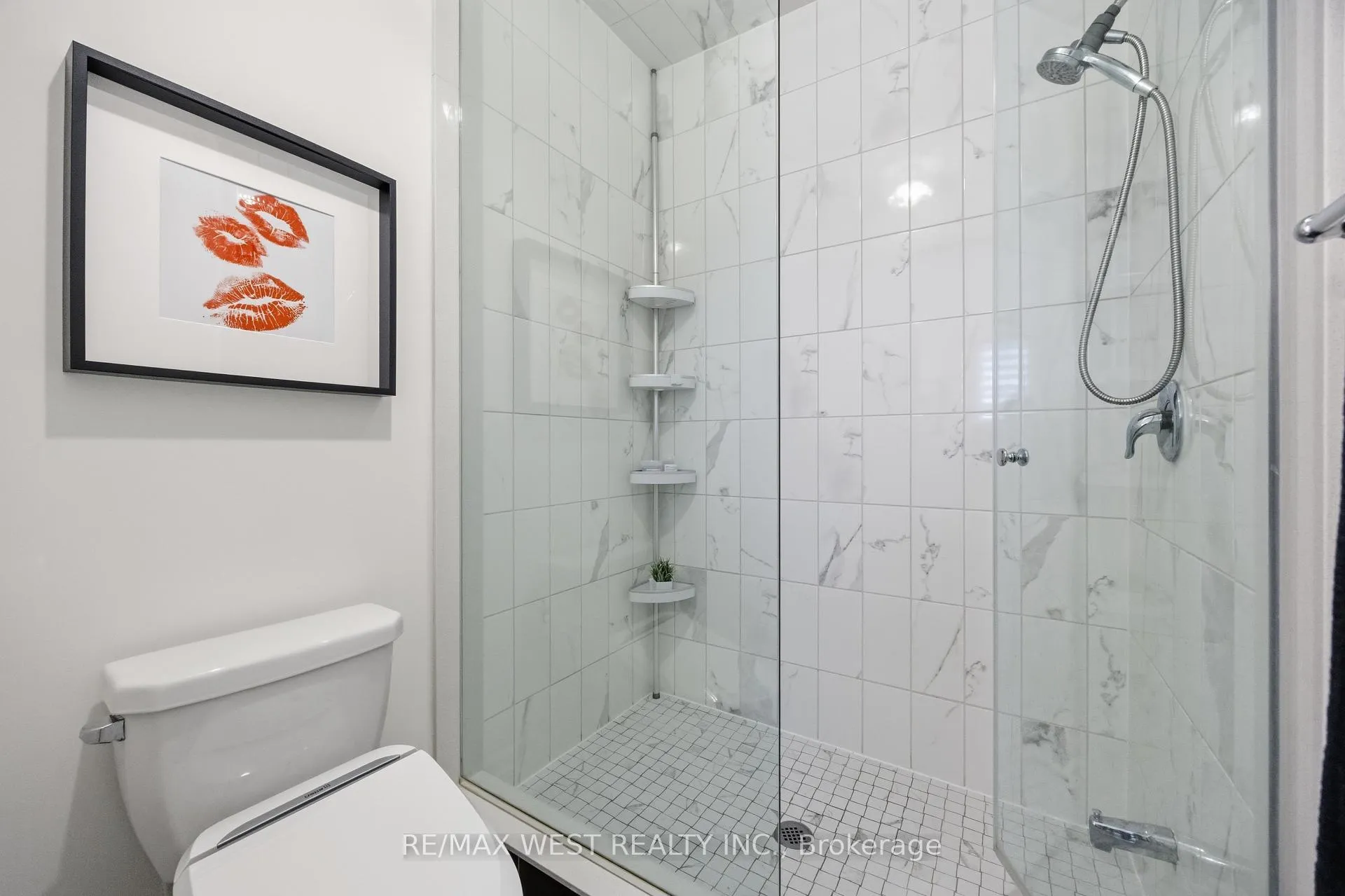 Photo 20 of 497 Kleinburg Summit Way, Vaughan, Kleinburg — HOMEH