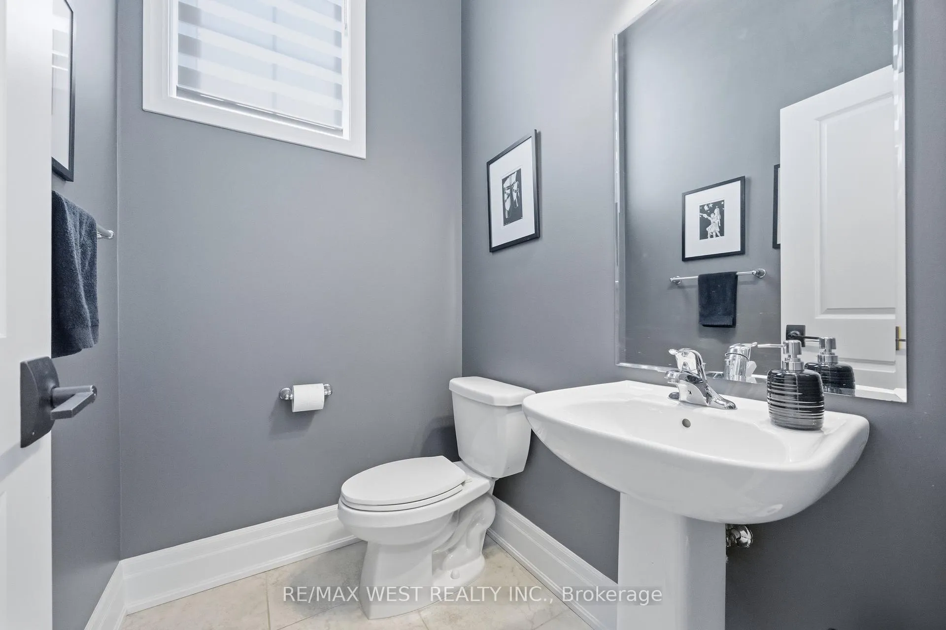 Photo 33 of 497 Kleinburg Summit Way, Vaughan, Kleinburg — HOMEH