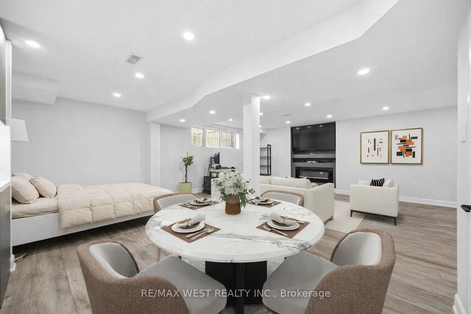 Photo 36 of 497 Kleinburg Summit Way, Vaughan, Kleinburg — HOMEH